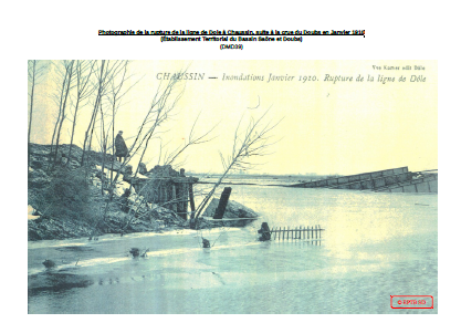 Photographie de la rupture de la ligne de Dole à Chaussin, suite à la crue du Doubs en Janvier 1910