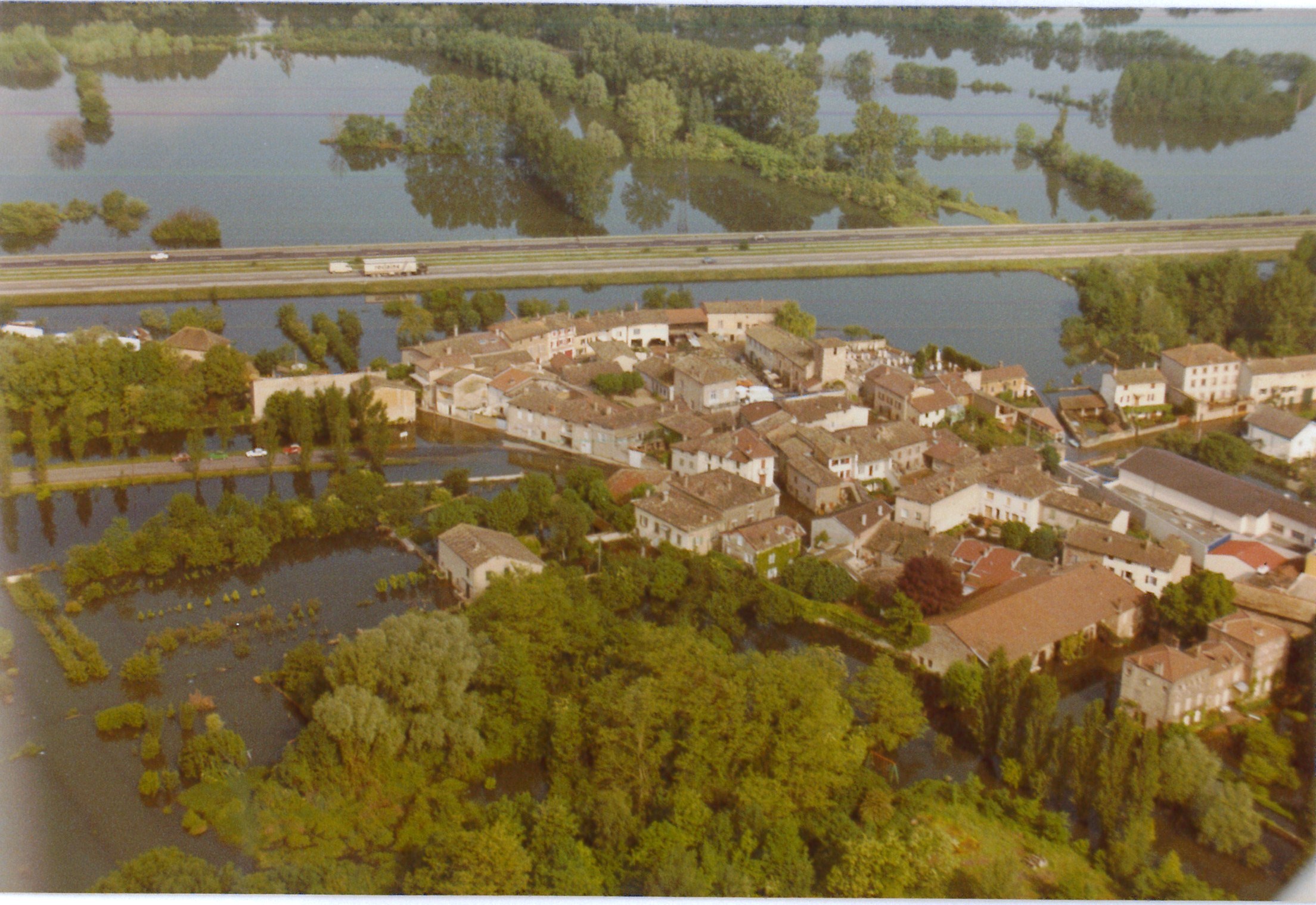 Crue de la Saône en 1983 à St Symphorien-d’Ancelles