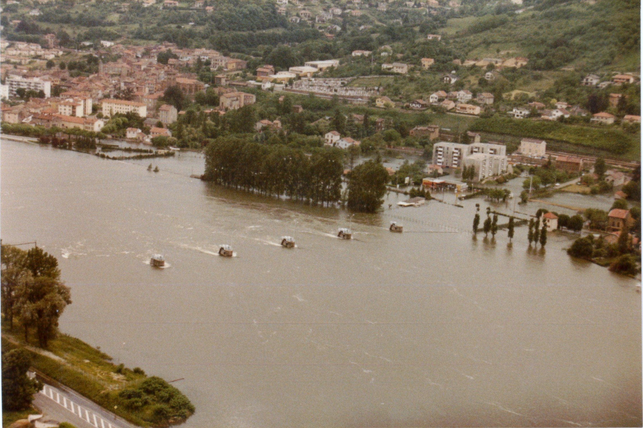 Crue de la Saône en 1983 à Rochetaillée-sur-Saône