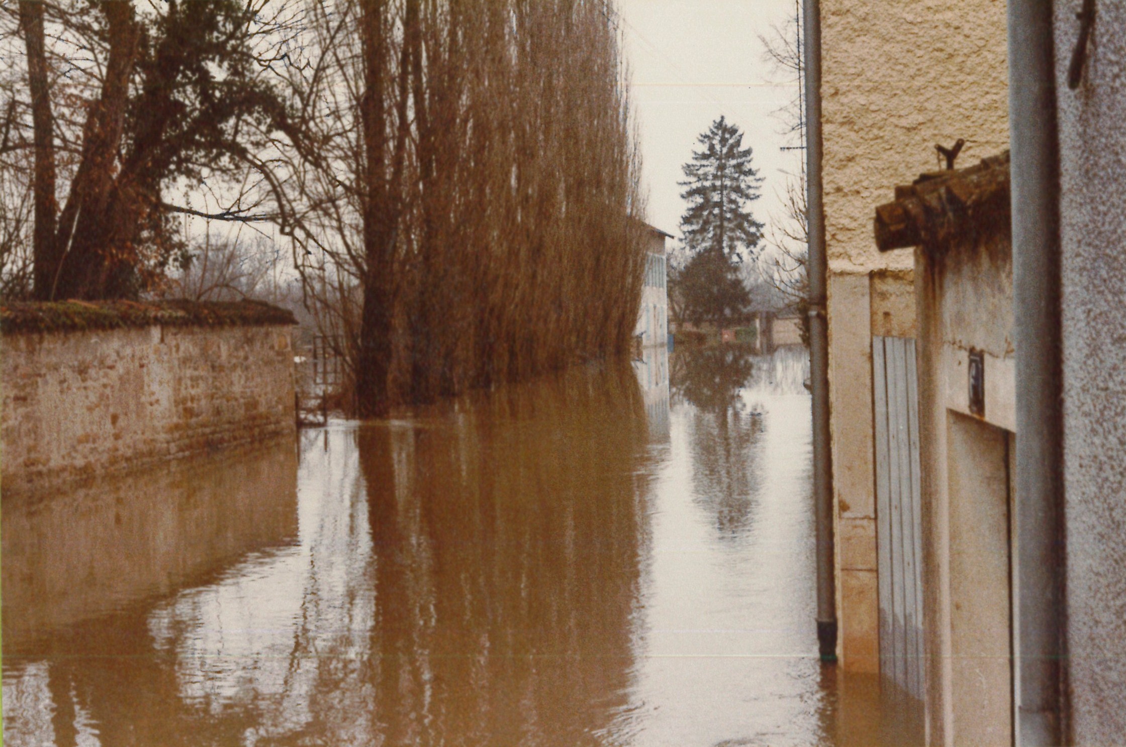 Crue de la Saône en 1981 à Pont-de-Vaux