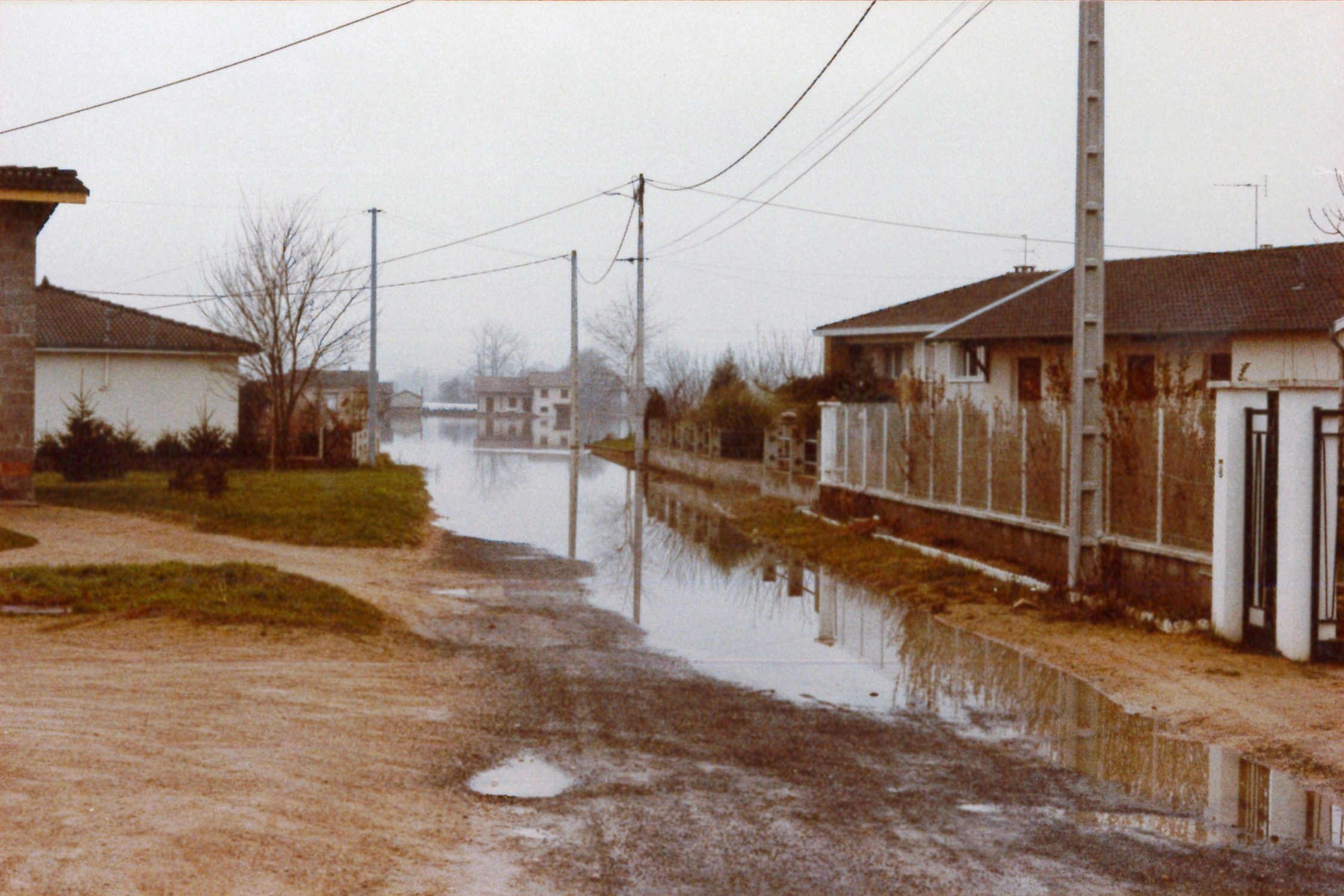 Crue de la Saône en 1981 à Feillens