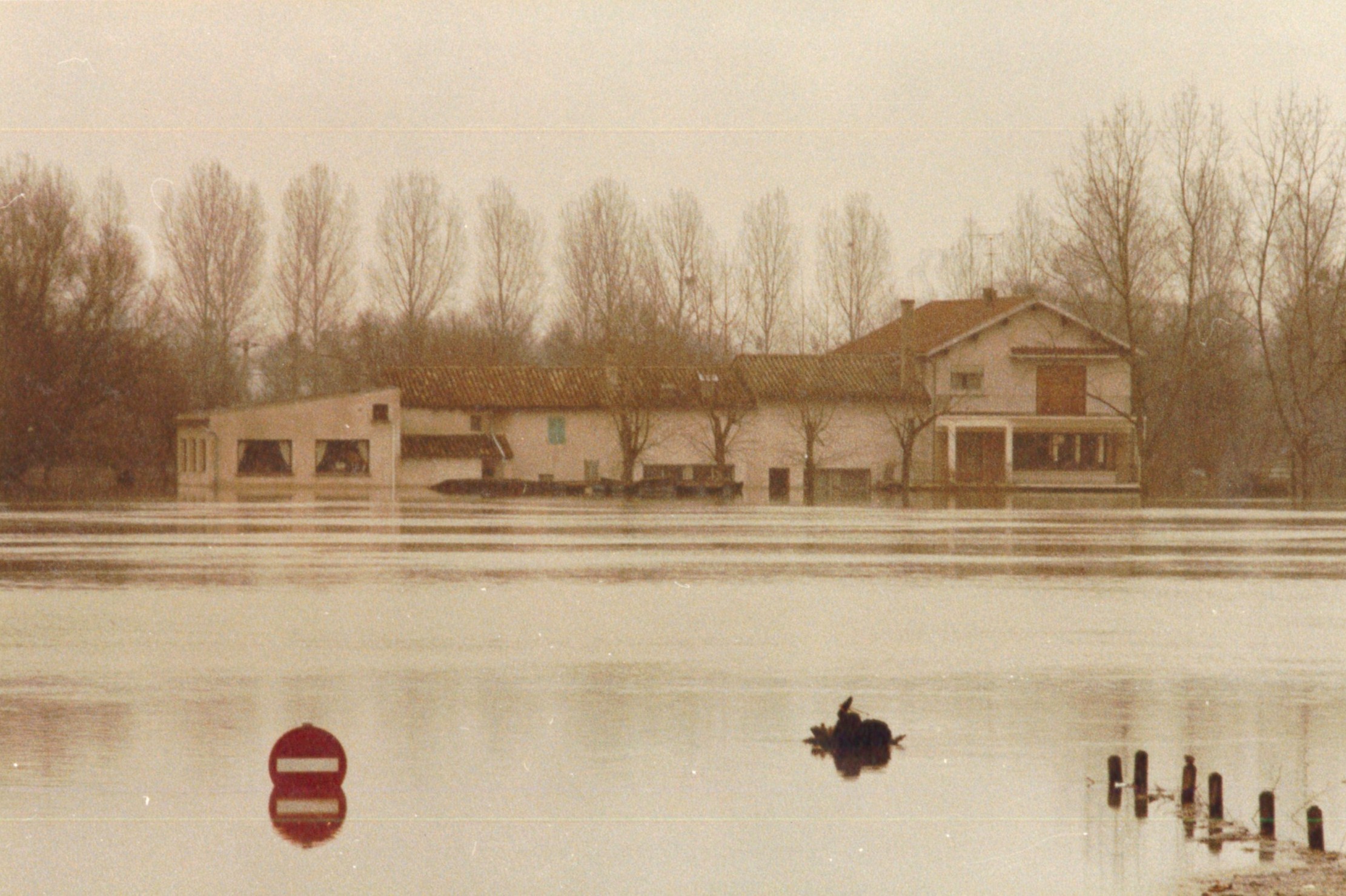 Crue de la Saône en 1981 à Asnières-sur-Saône