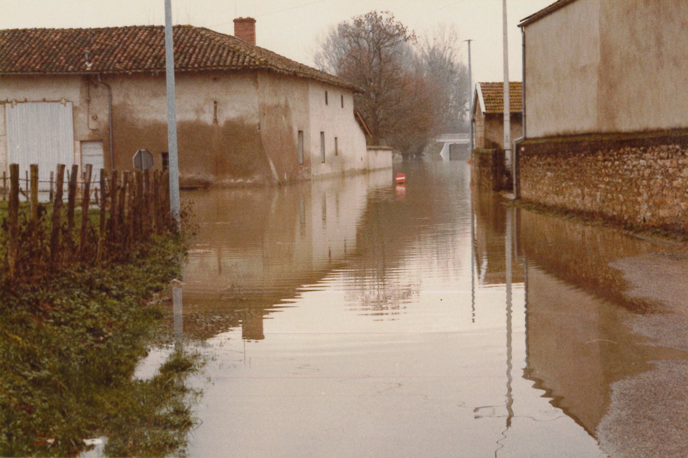 Crue de la Saône en 1981 à Grièges