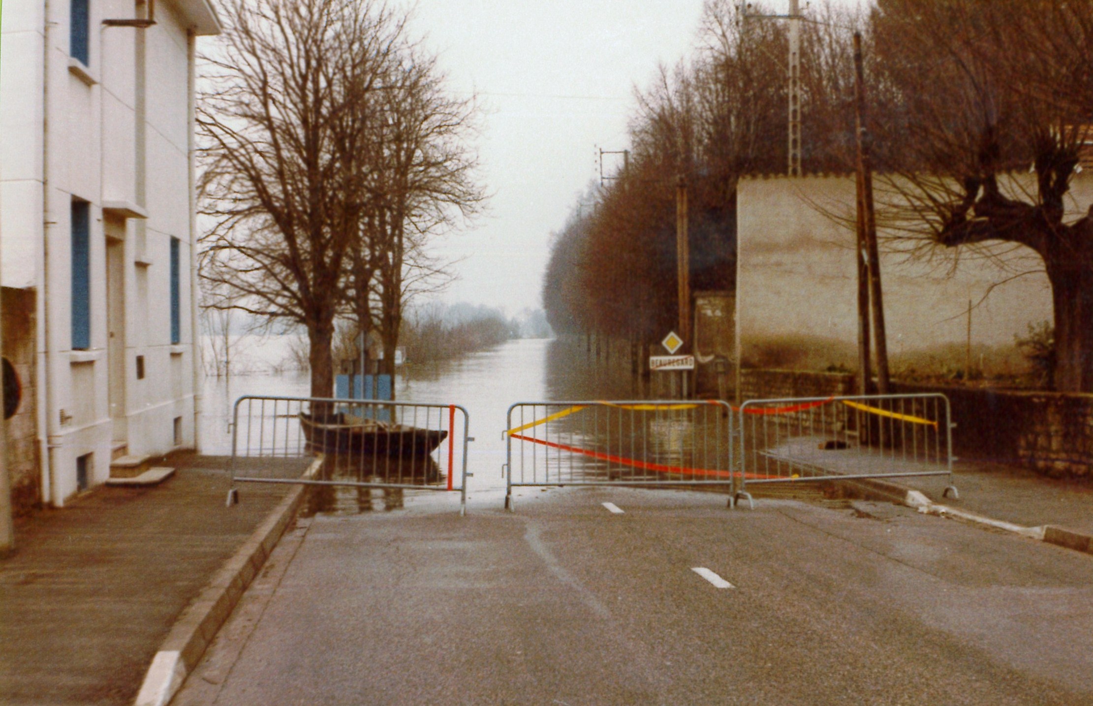 Crue de la Saône en 1981 à Fareins