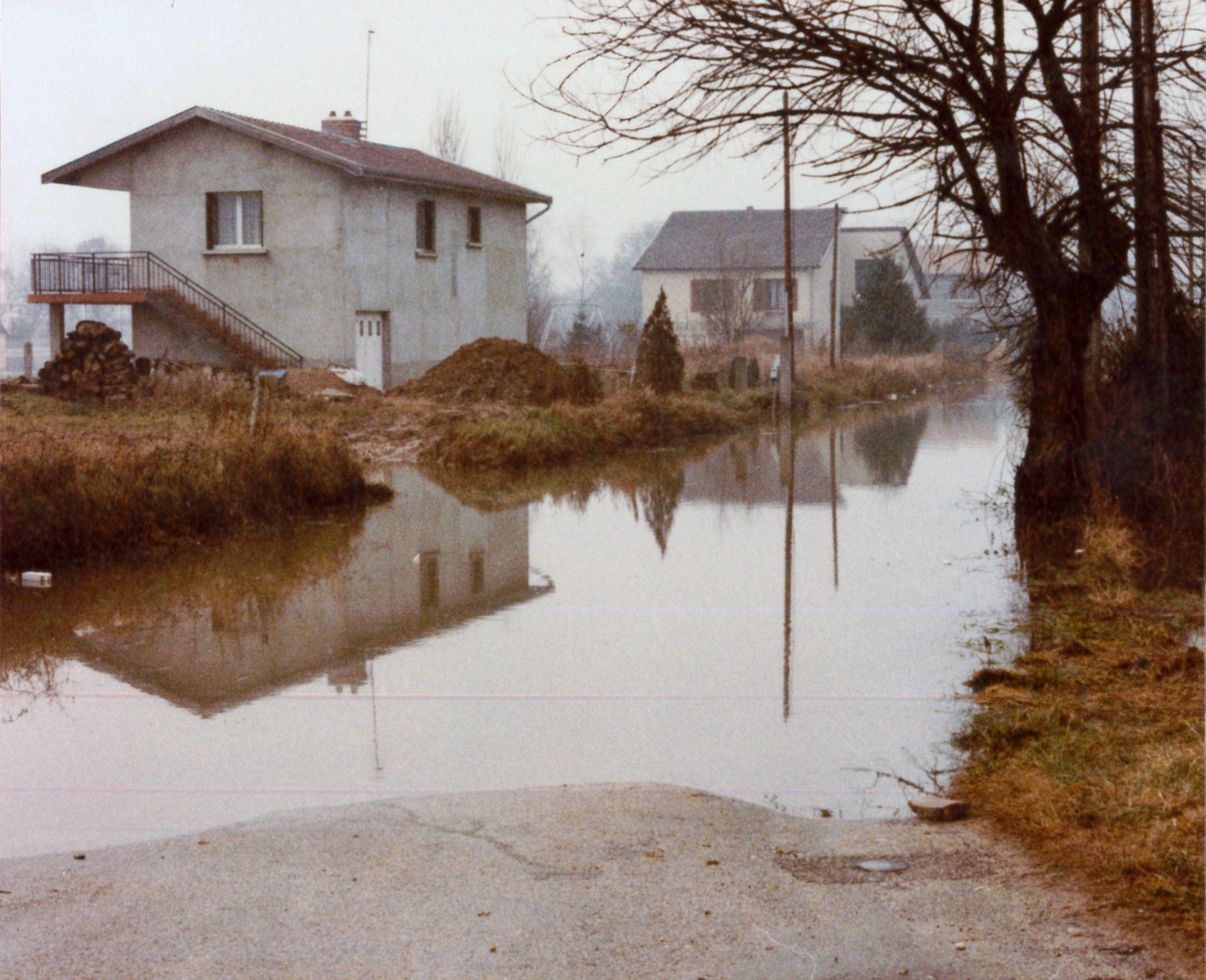 Crue de la Saône en 1981 à Reyrieux