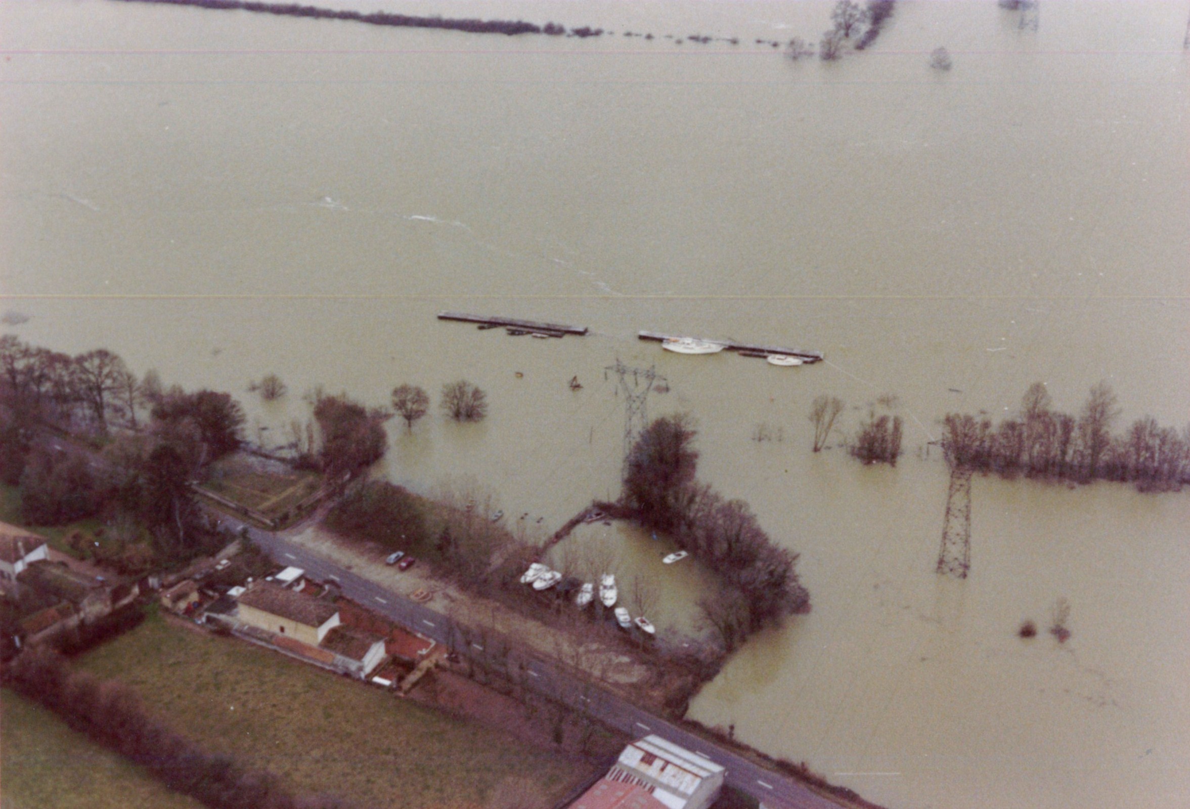 Crue de la Saône en 1981 à Fareins