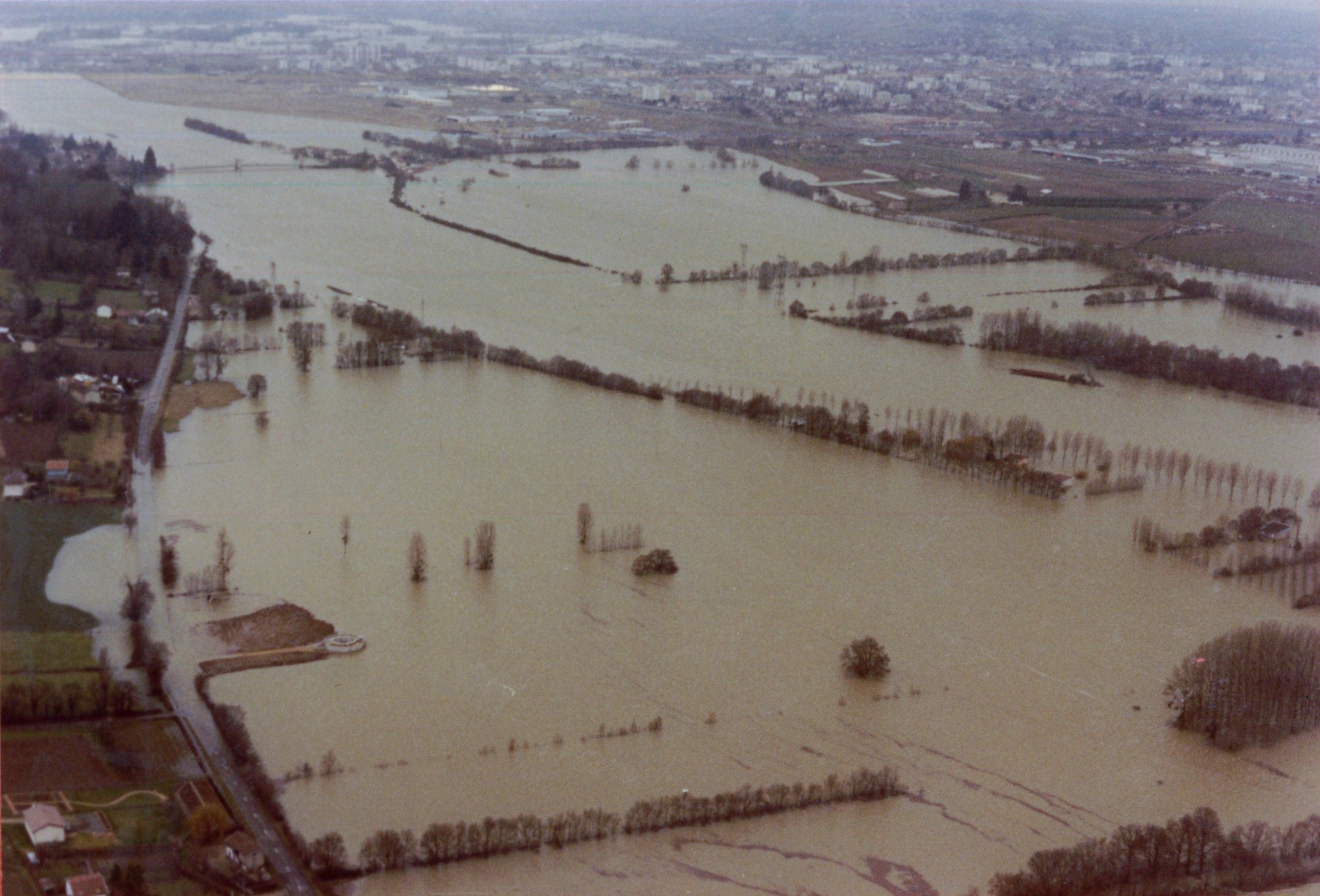 Crue de la Saône en 1981 à Fareins