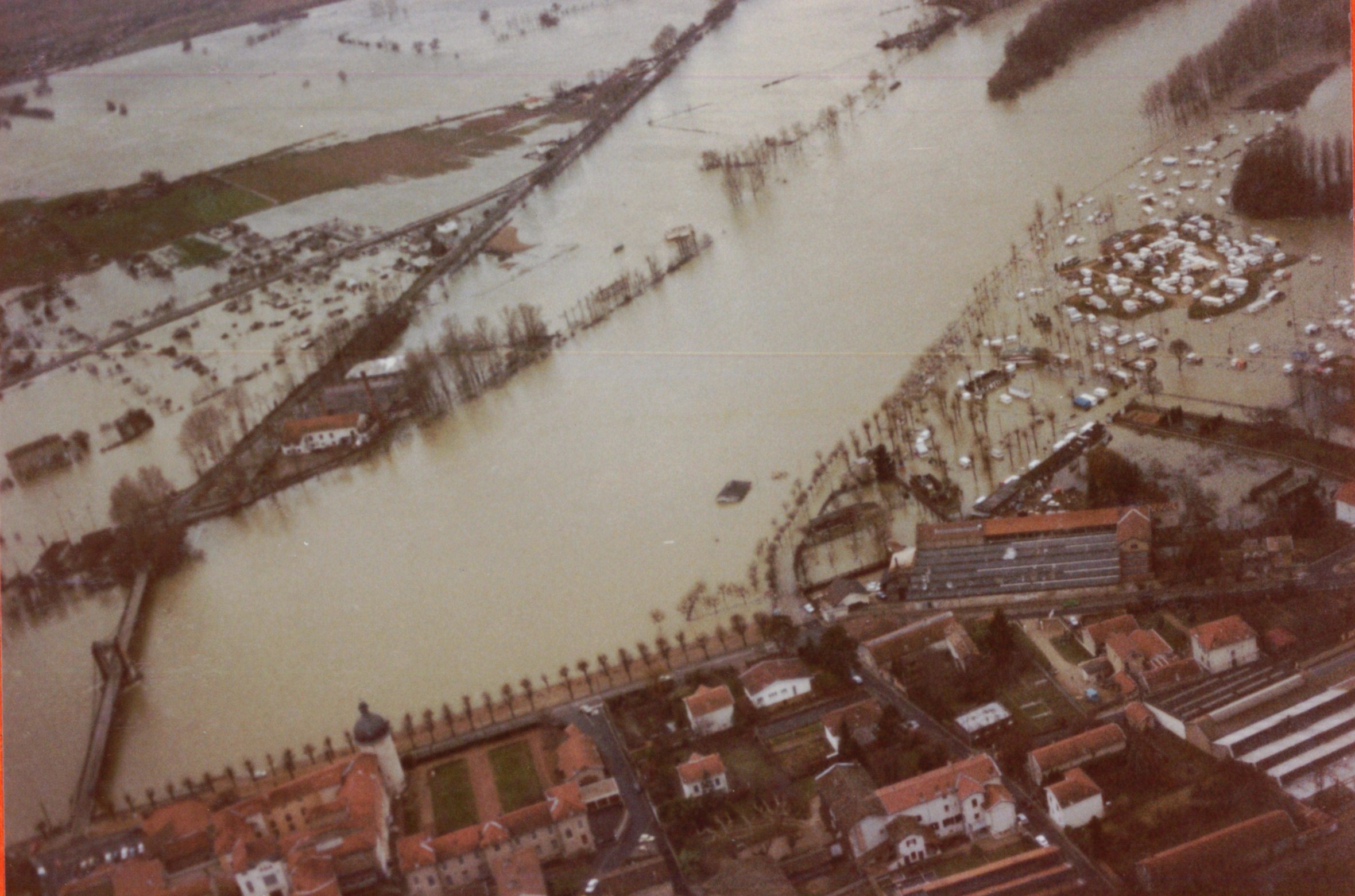 Crue de la Saône en 1981 à Trévoux