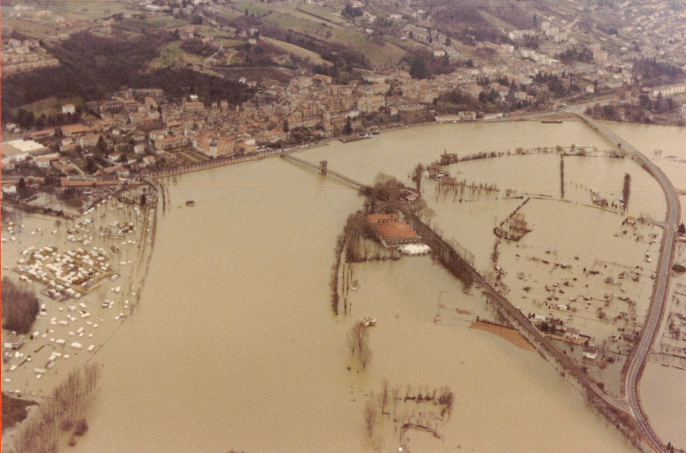 Crue de la Saône en 1981 à Trévoux