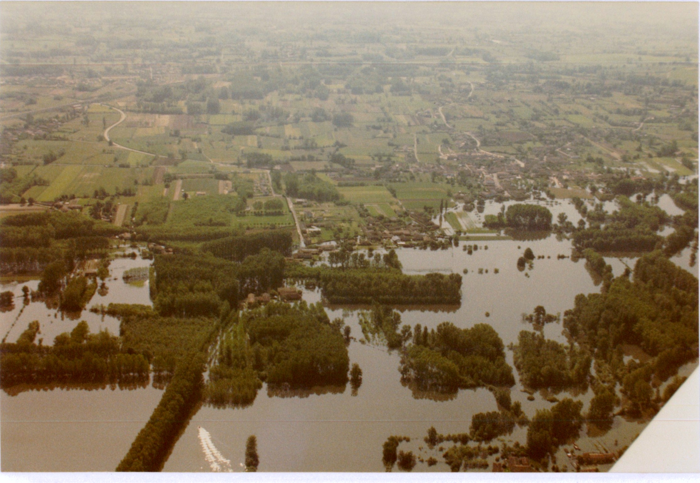 Crue de la Saône en 1983 à Cormoranche-sur-Saône