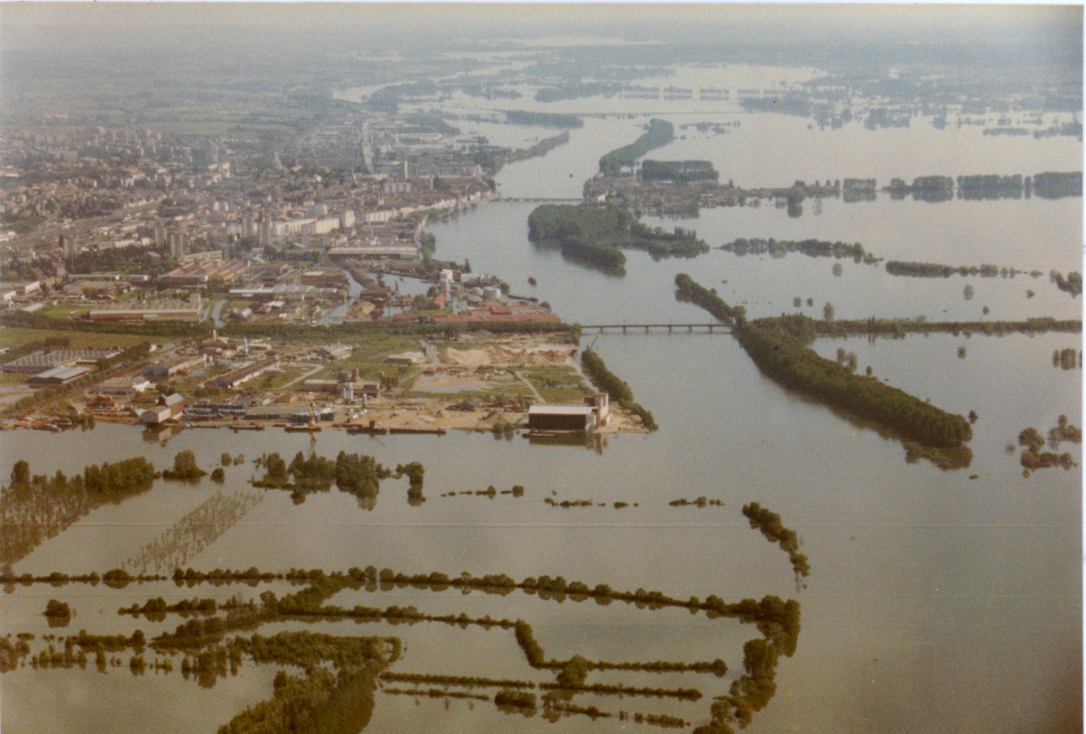 Crue de la Saône en 1983 à Varennes-lès-Mâcon