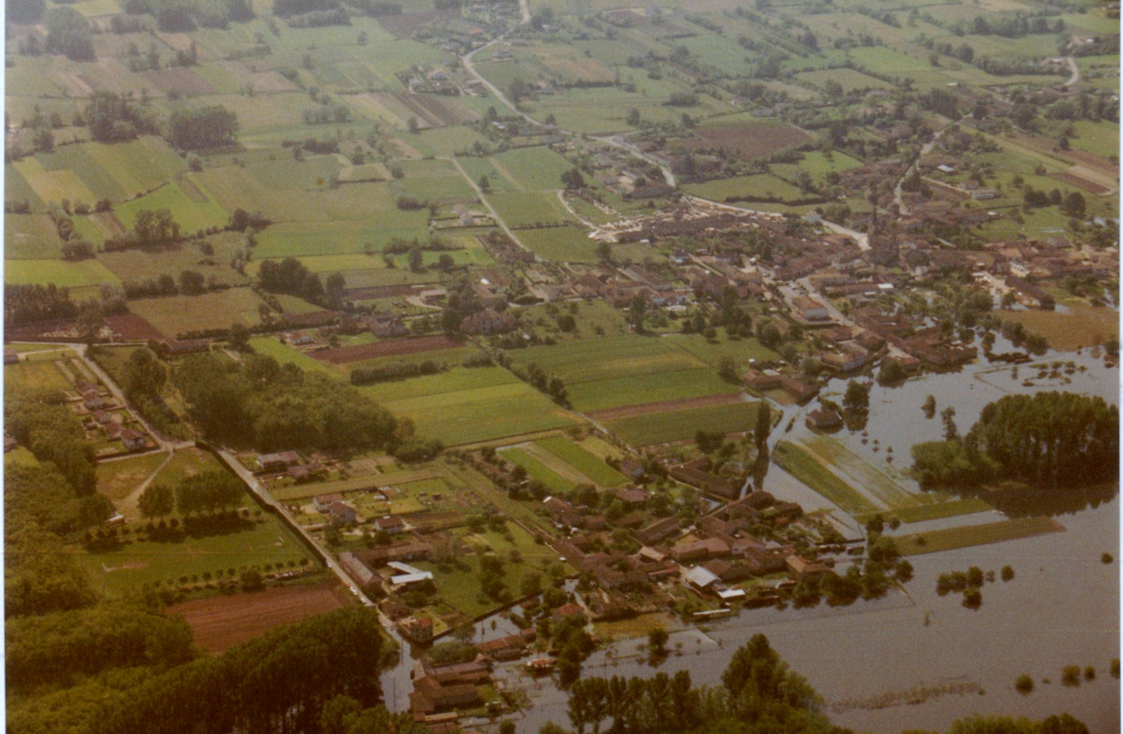 Crue de la Saône en 1983 à Cormoranche-sur-Saône