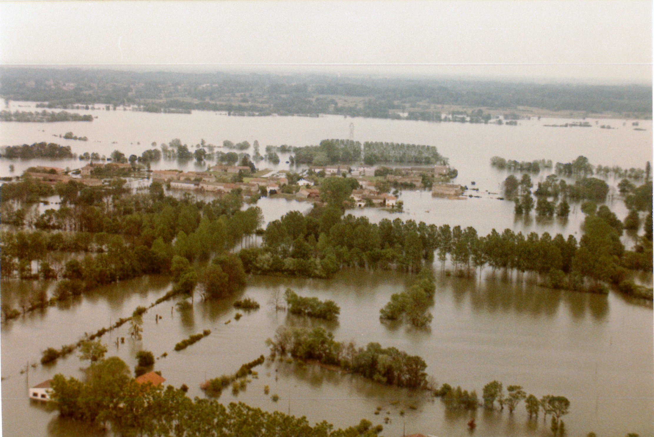 Crue de la Saône en 1983 à Asnières-sur-Saône