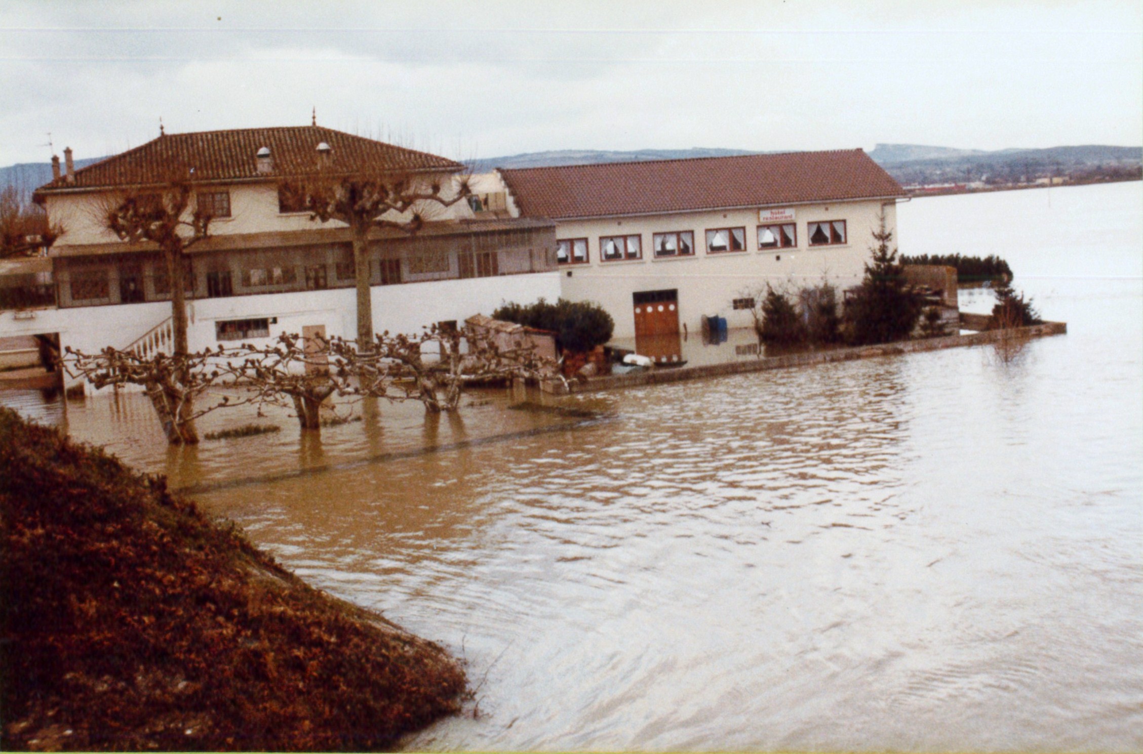 Crue de la Saône en 1982 à Crêches-sur-Saône