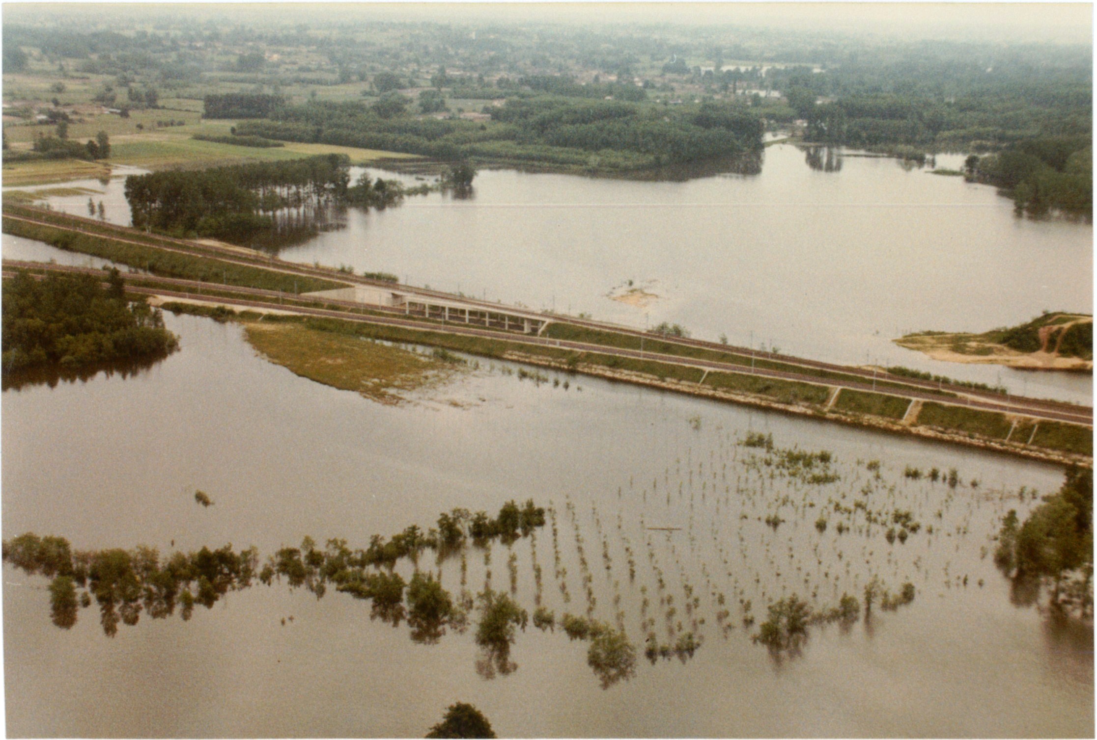 Crue de la Saône en 1983 à Grièges