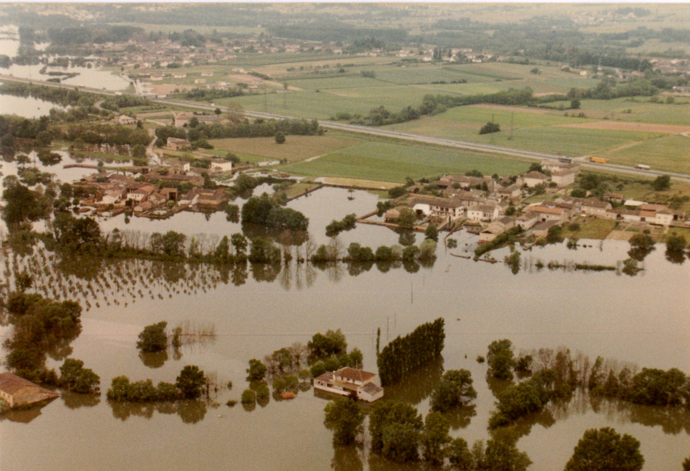 Crue de la Saône en 1983 à St Symphorien-d’Ancelles