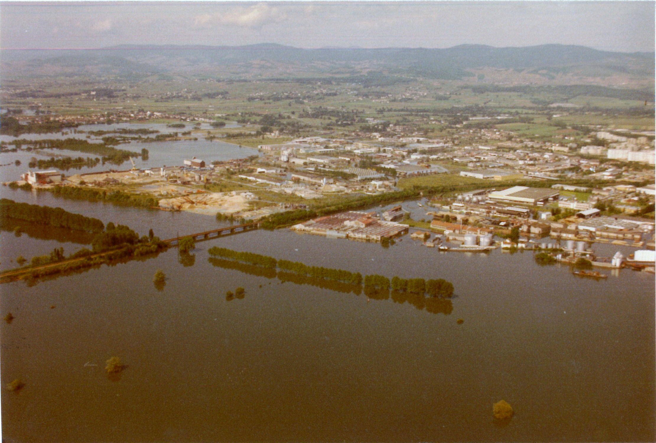 Crue de la Saône en 1983 à Grièges