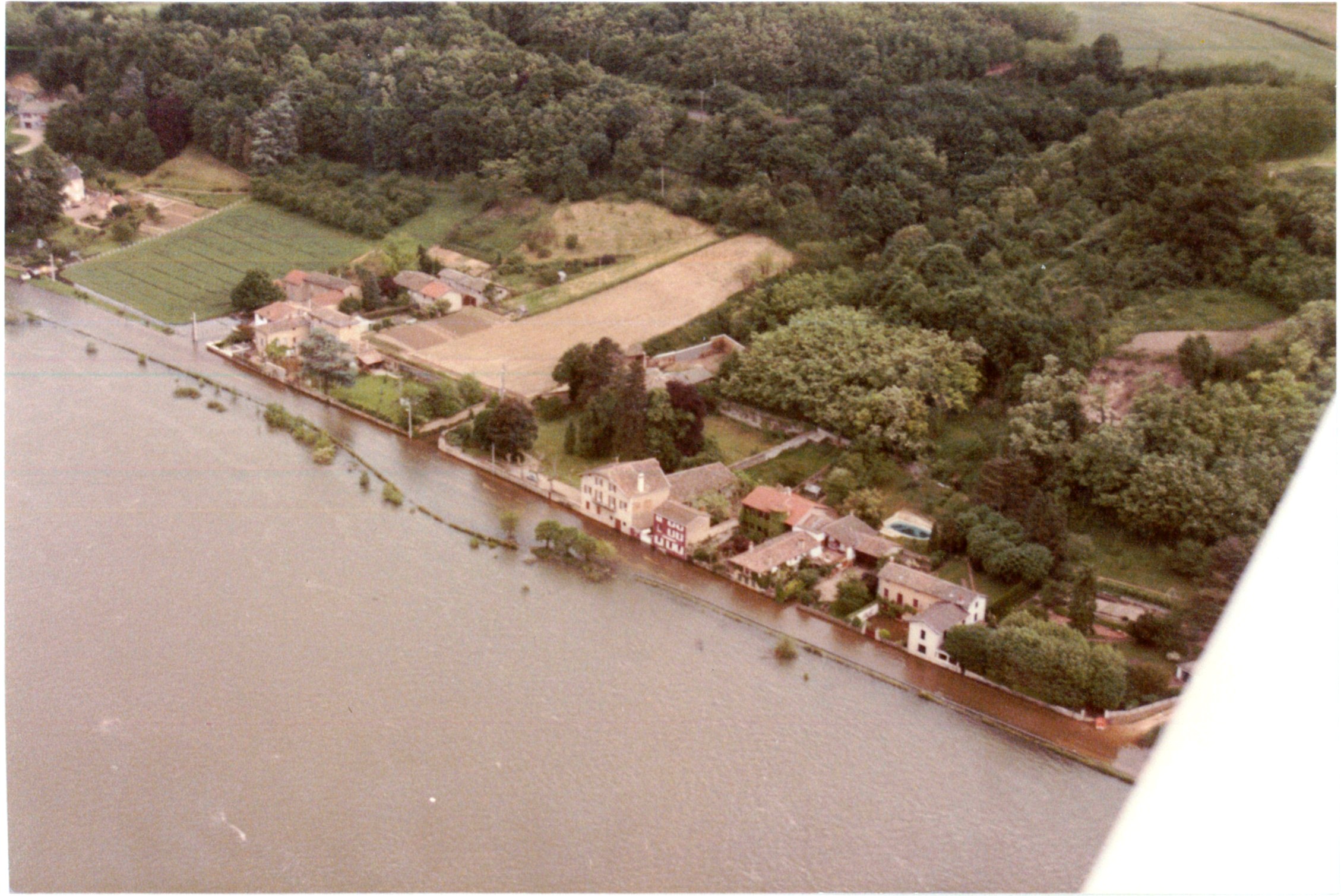 Crue de la Saône en 1983 à Jassans-Riottier