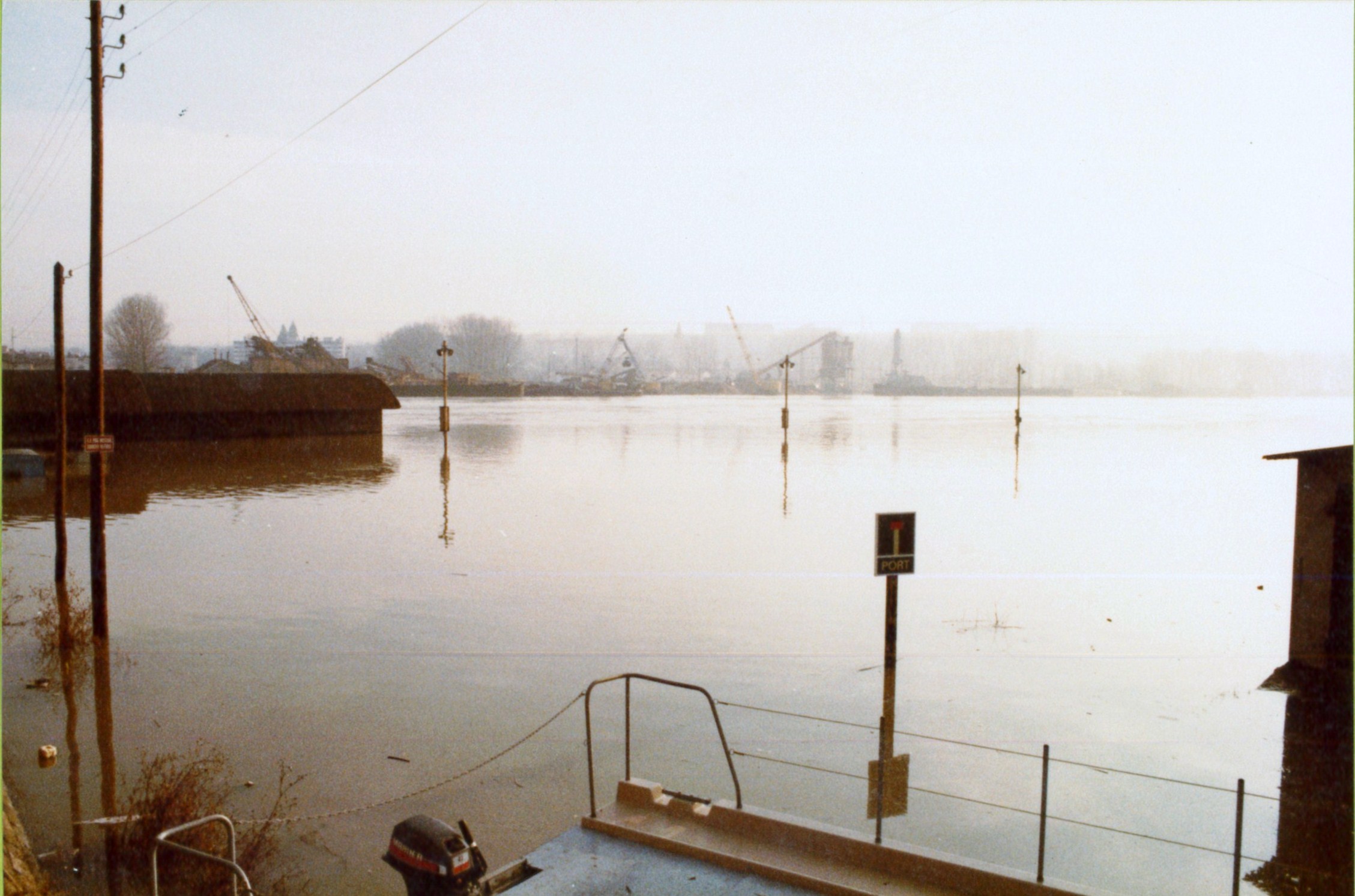 Crue de la Saône en 1981 à Villefranche-sur-Saône