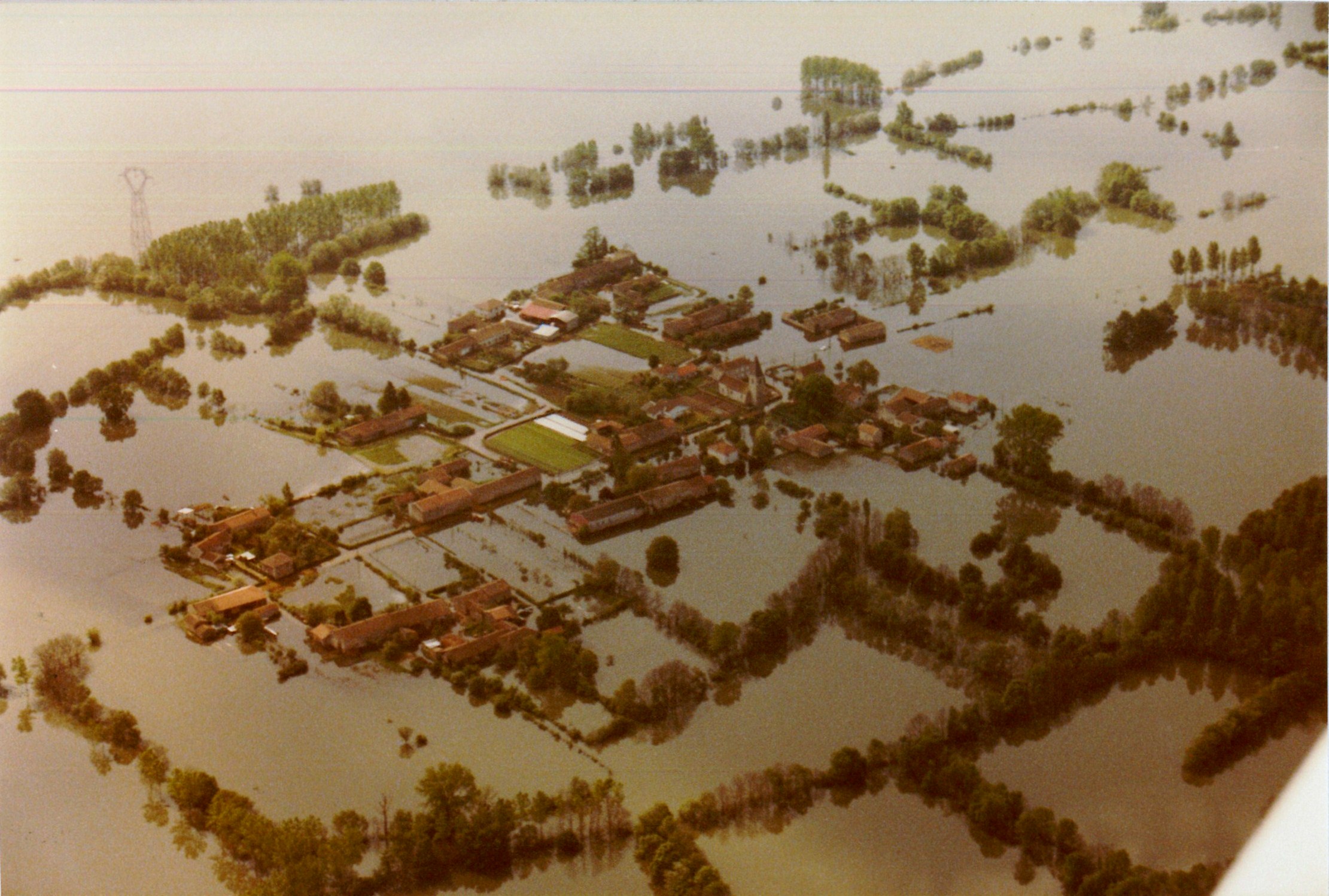 Crue de la Saône en 1983 à Asnières-sur-Saône