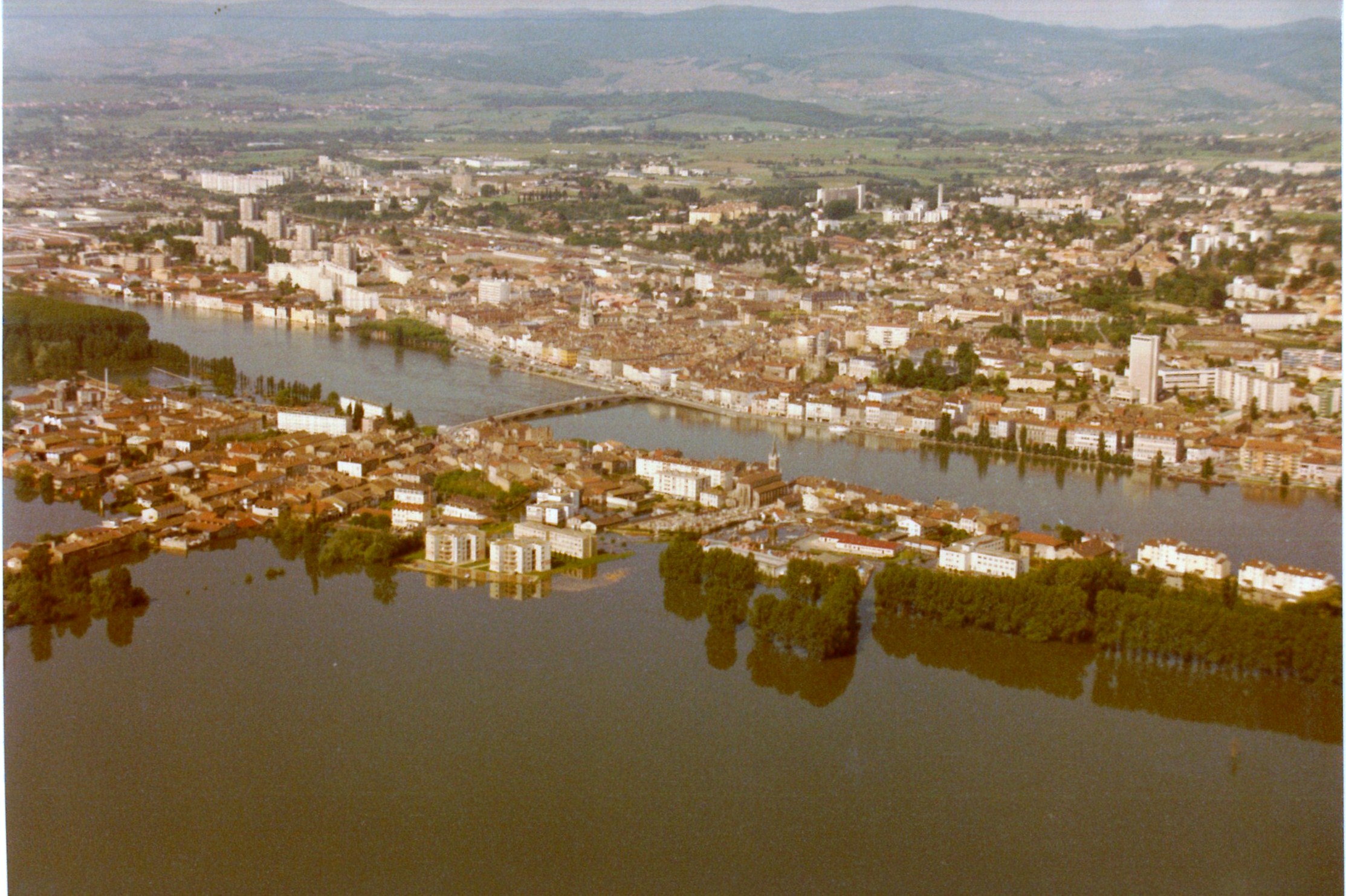 Crue de la Saône en 1983 à St Laurent-sur-Saône