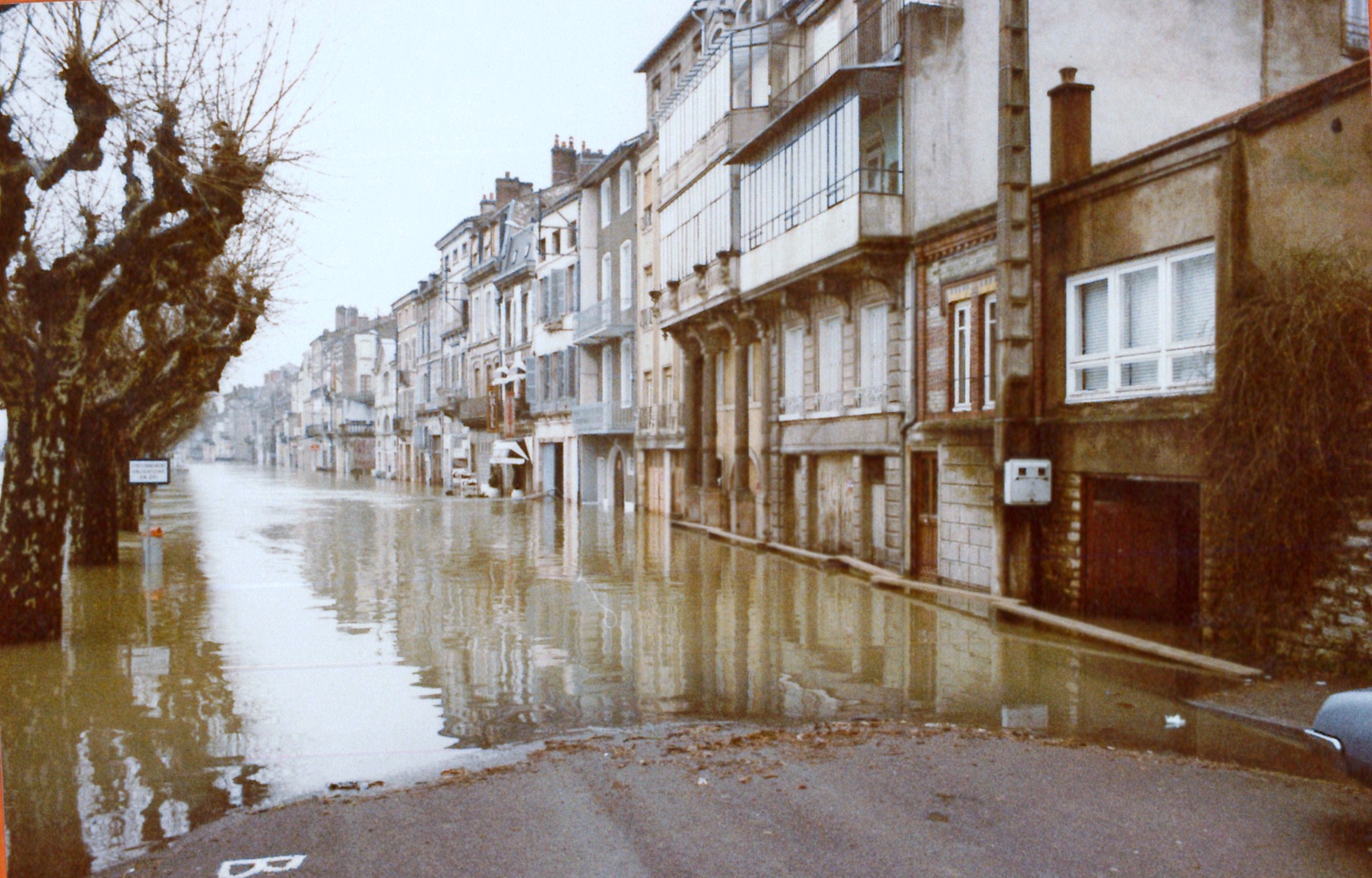 Crue de la Saône en 1981 à Tournus