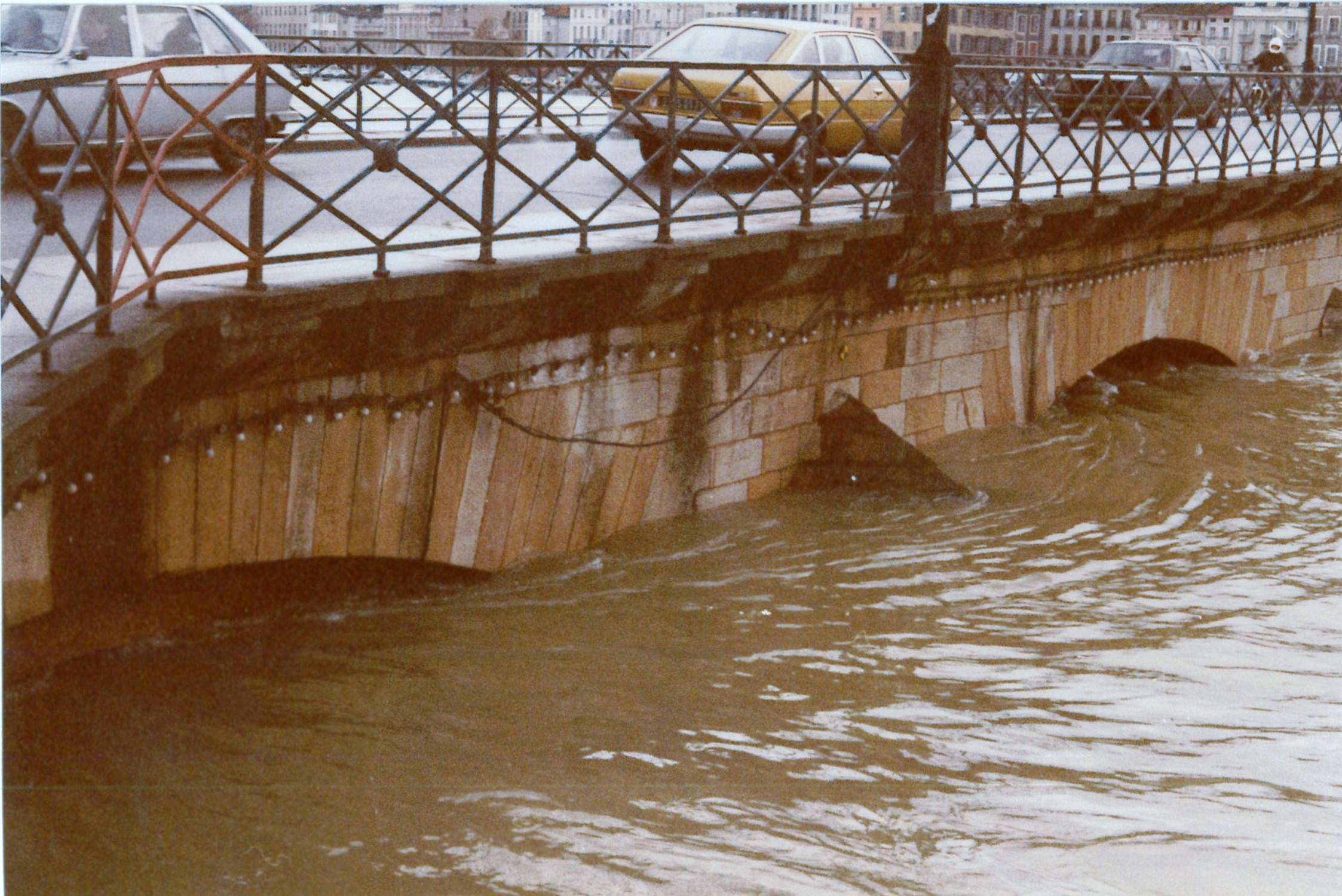 Crue de la Saône en 1981 à St Laurent-sur-Saône