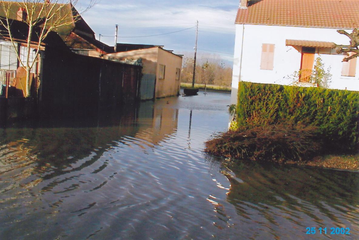 Crue de la Seille en 2002 à Louhans