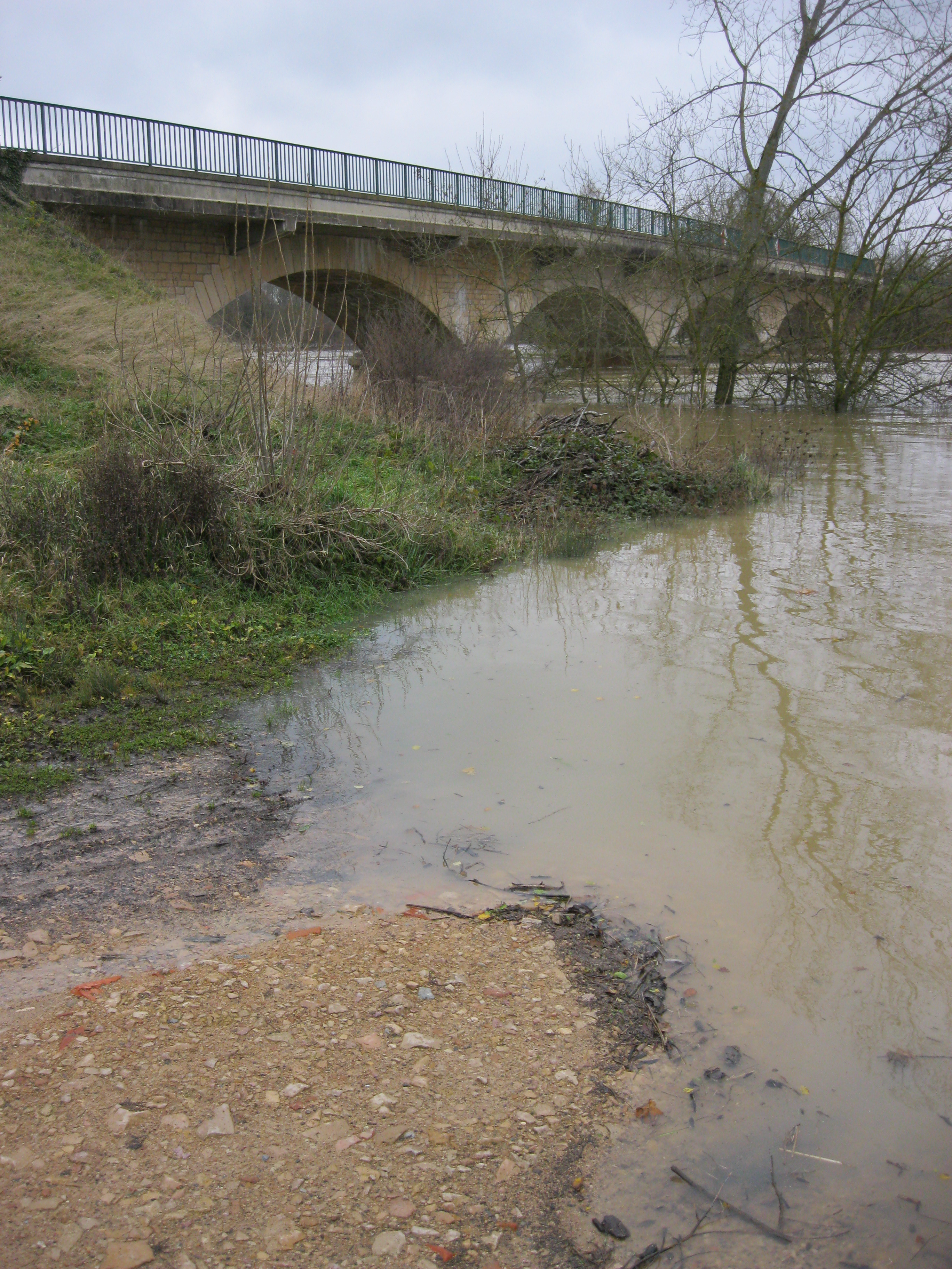 Crue de la Seille en 2012 à Ratenelle