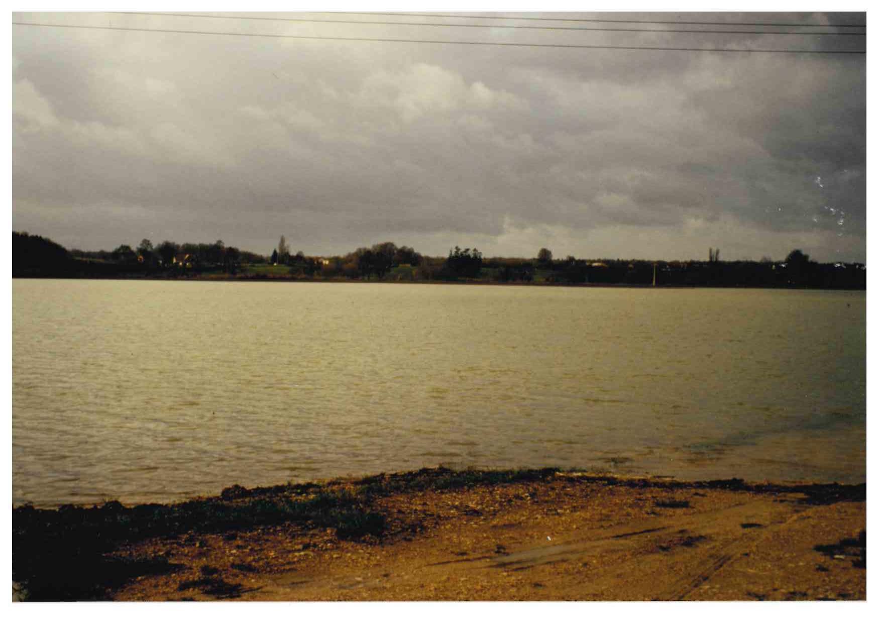 Crue de l'Ouche en décembre 1996 à Tart l'Abbaye (commune de Tart), D110, en Côte d'Or.