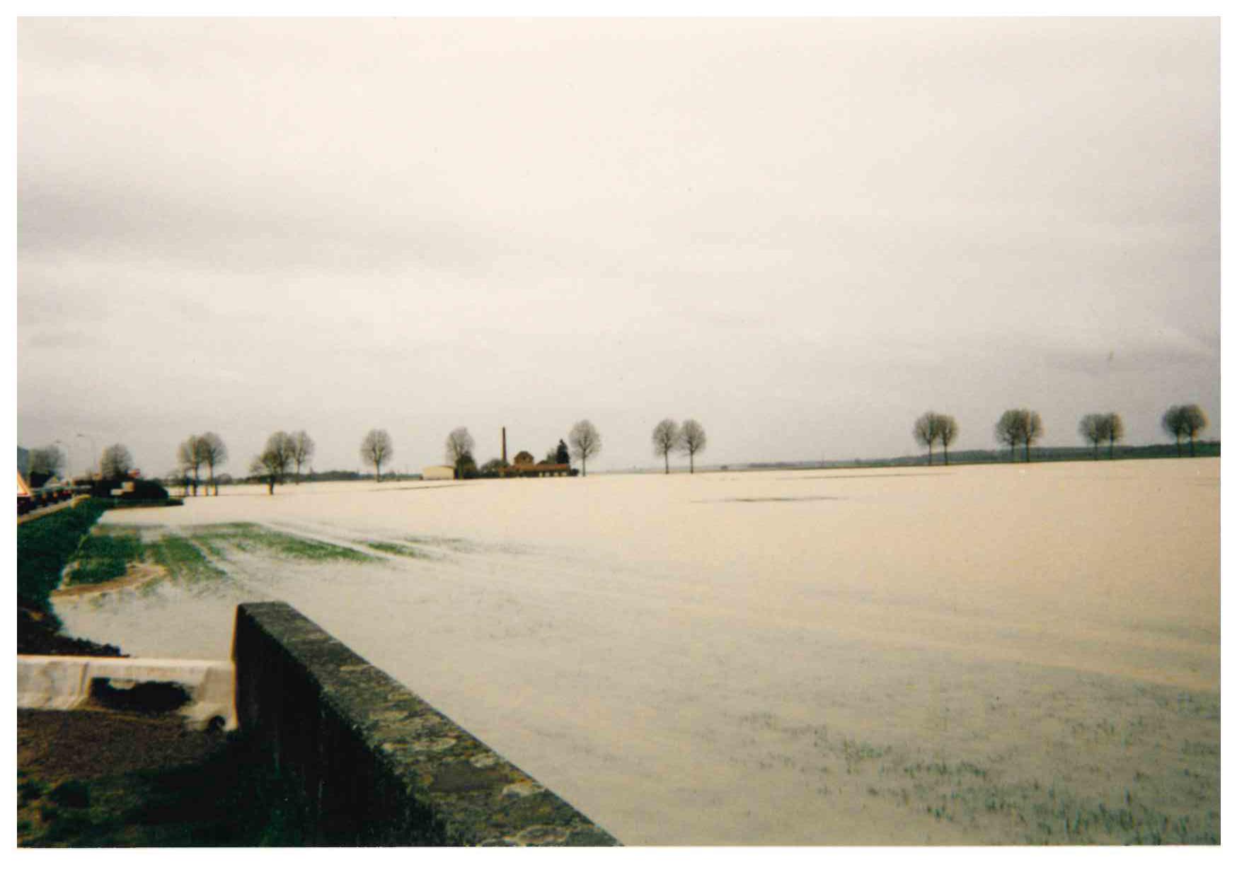 Crue de l'Ouche en mars 2001 à Genlis en Côte d'Or