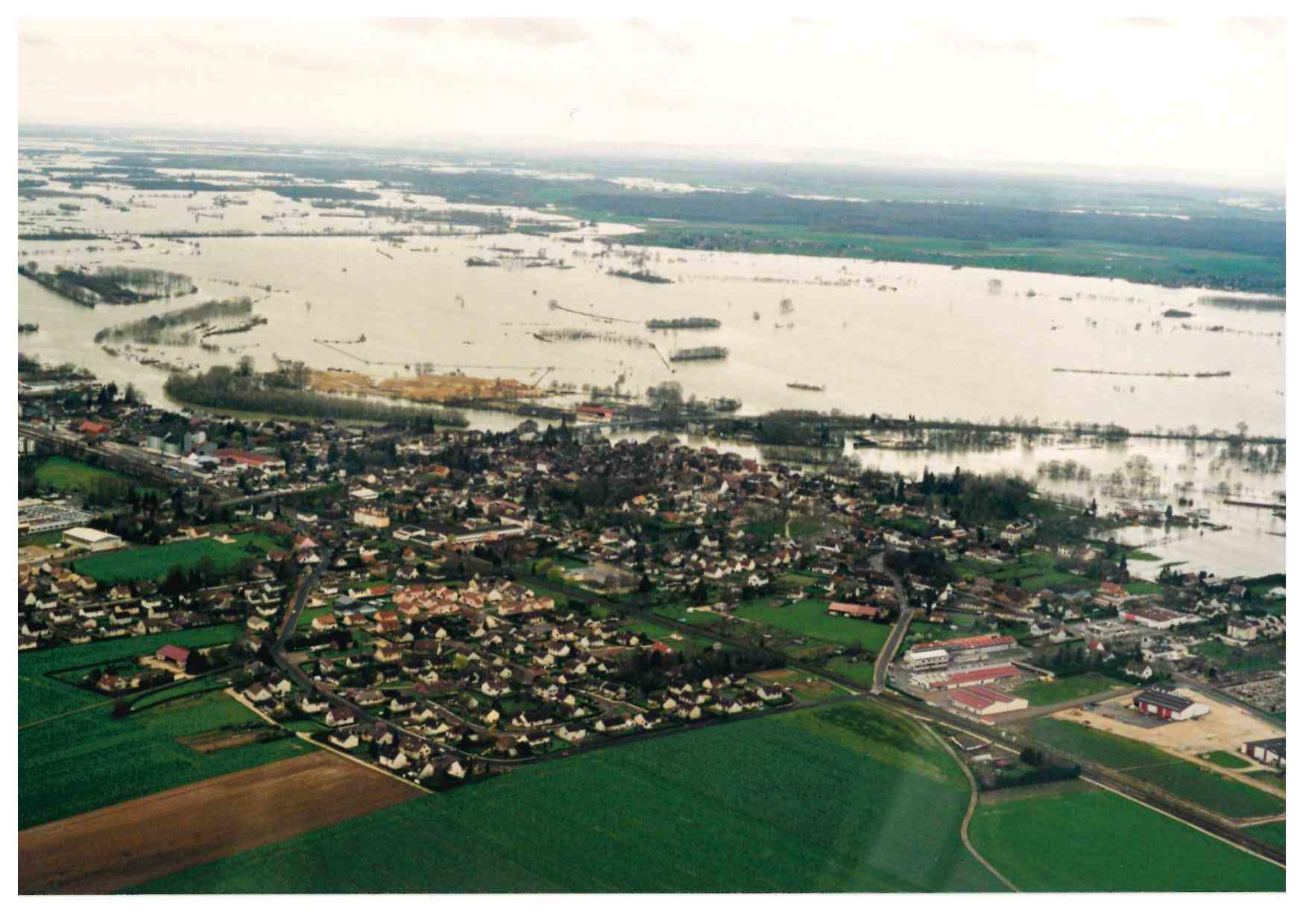 Crue de la Saône en mars 2001 à Seurre en Côte d'Or