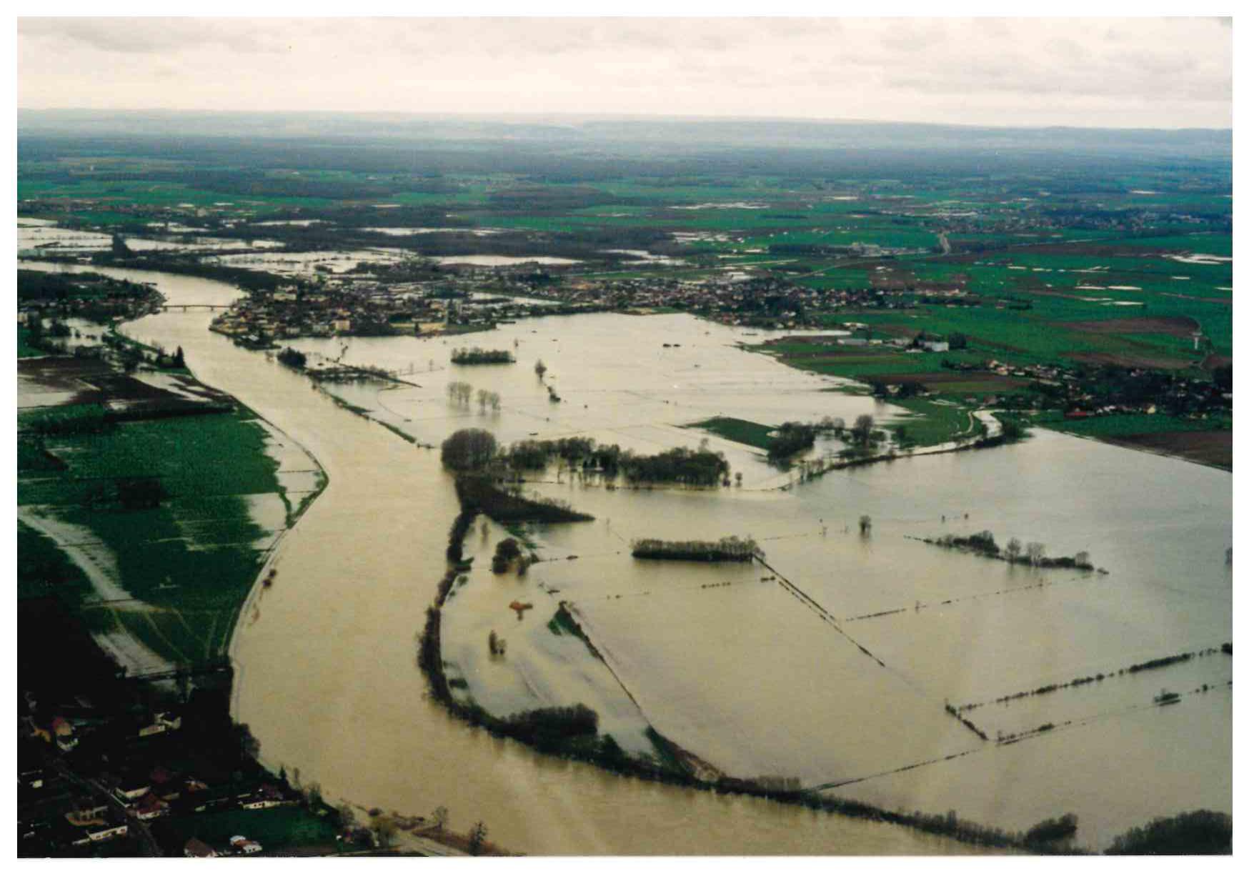 Crue de la Saône en mars 2001 à Saint Jean de Losne en Côte d'Or