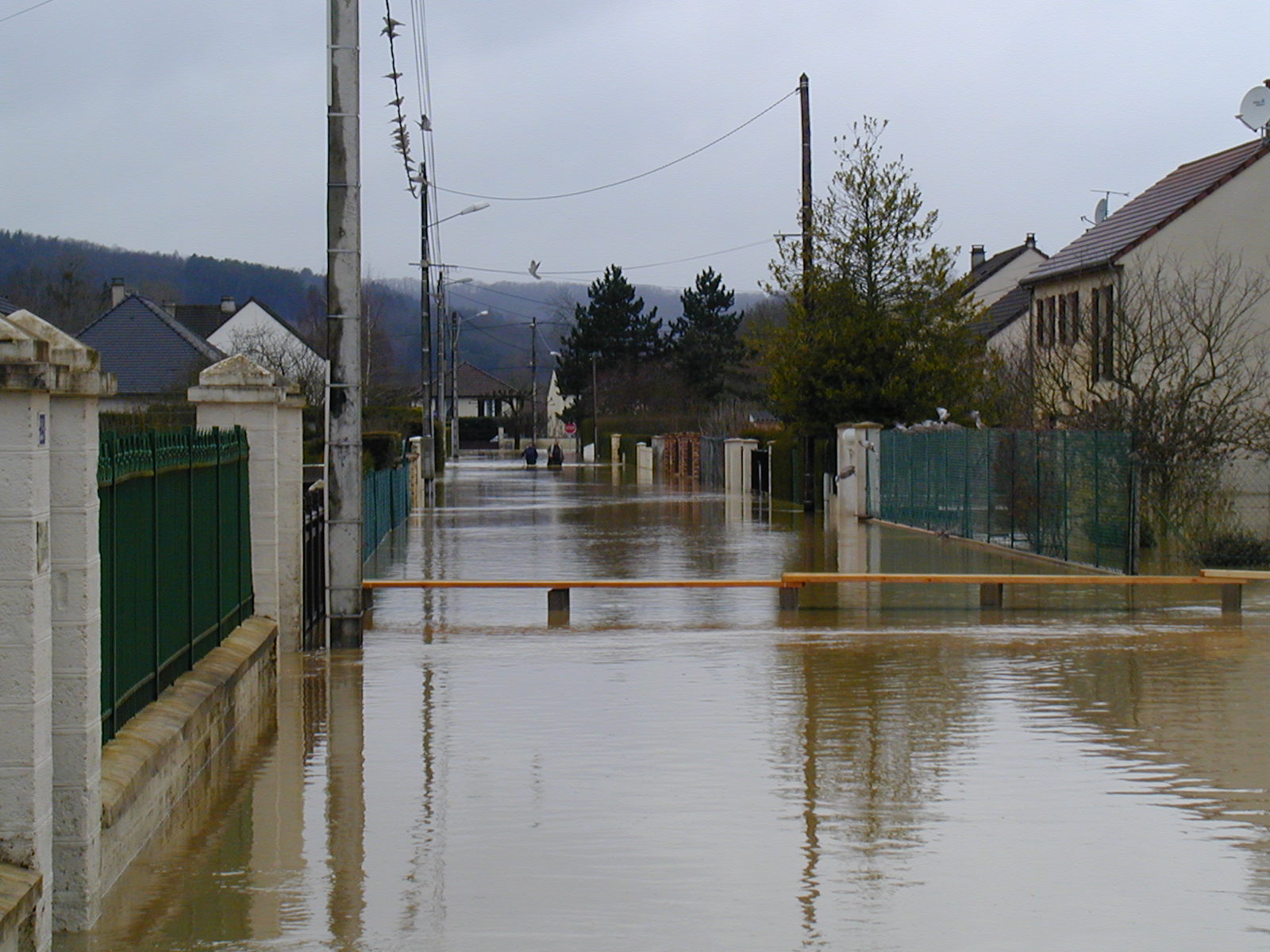 Crue de l'Armançon, en mars 2001, à Tonnerre dans l'Yonne