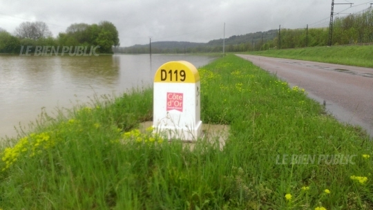 Crue de la Brenne, en mai 2015, vers Montbard, RD 119, en Côte d'Or