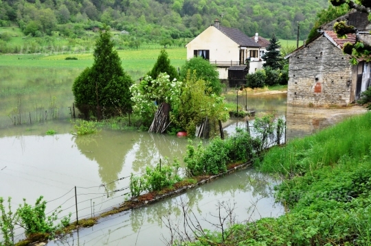 Crue de la Brenne, en mai 2015, à Saint Rémy en Côte d'Or