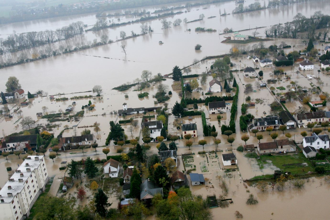 Photo crue de la Loire en 2008 à Decize