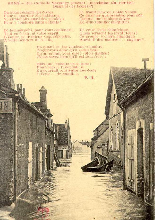 Crue de l'Yonne, en janvier 1910, à Sens, rue Cécile de Marsangy, dans l'Yonne