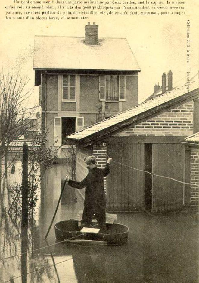 Crue de l'Yonne, en janvier 1910, à Sens, avenue Vauban, dans l'Yonne