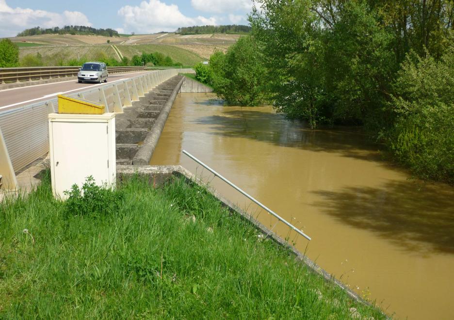 Crue du Serein, en mai 2013, à Chablis, RD 965, dans l'Yonne