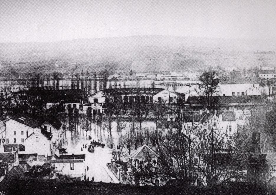 Crue de l'Armançon, en janvier 1910, à Tonnerre dans l'Yonne 