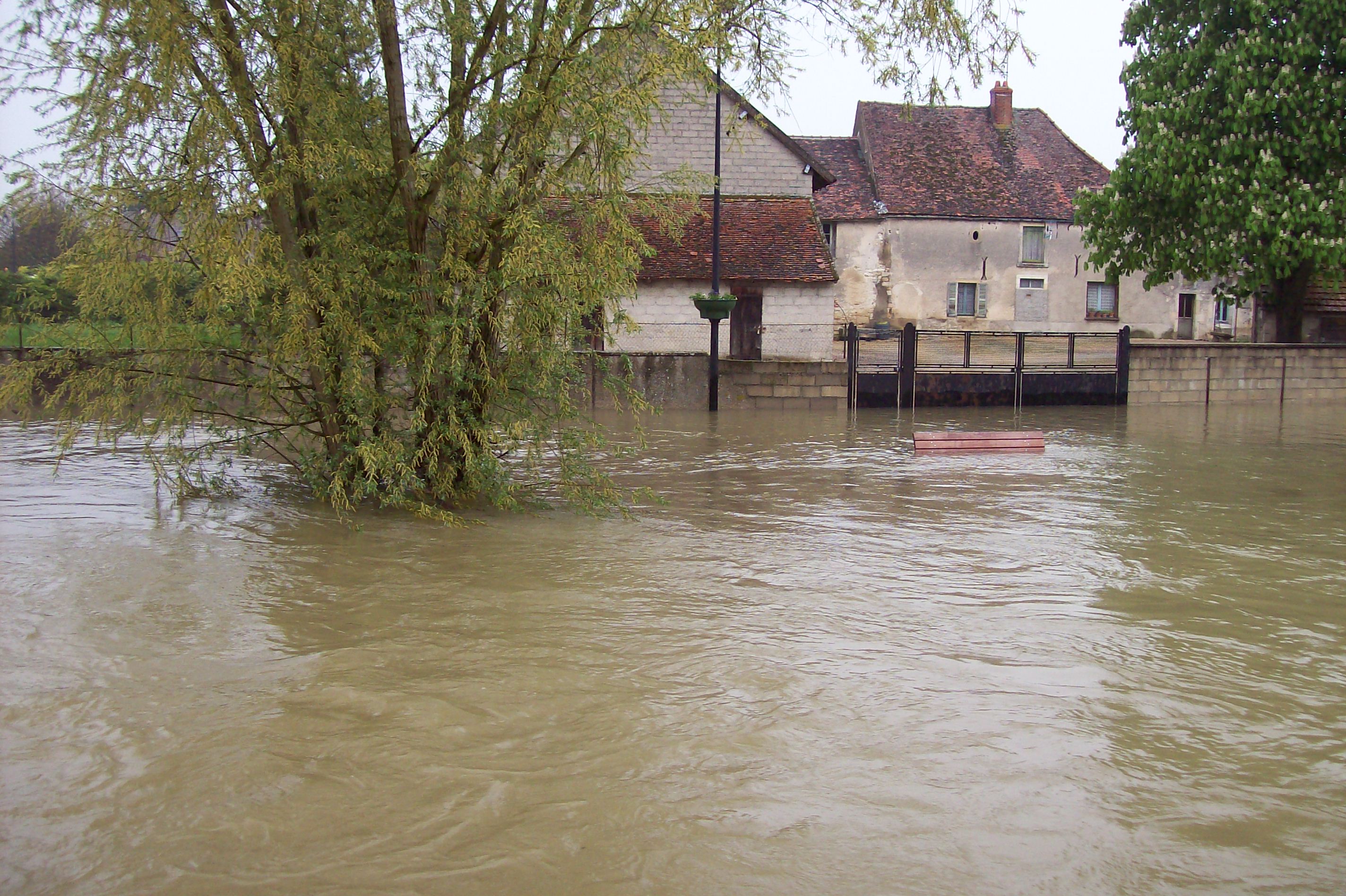 Crue de la Norges, en mai 2013, à Magny sur Tille en Côte d'Or