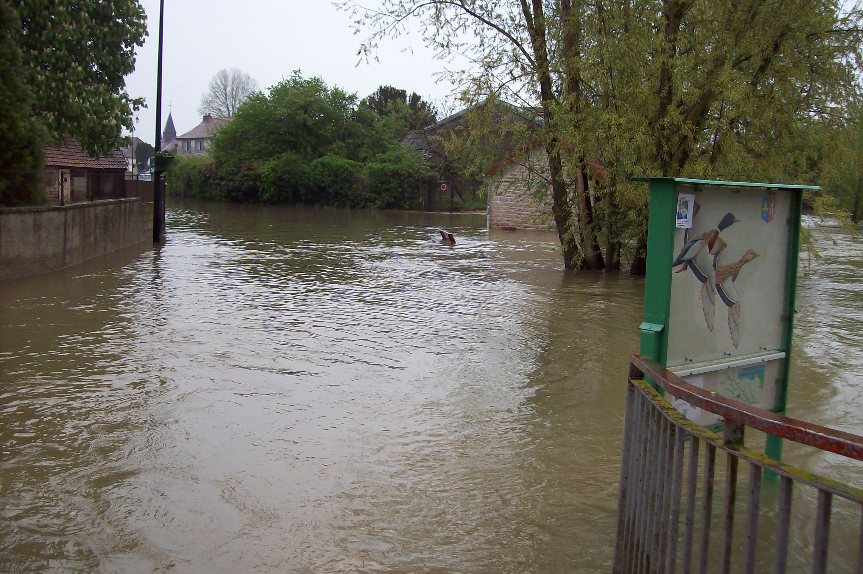 Crue de la Norges, en mai 2013, à Magnysur-Tille en côte d'Or