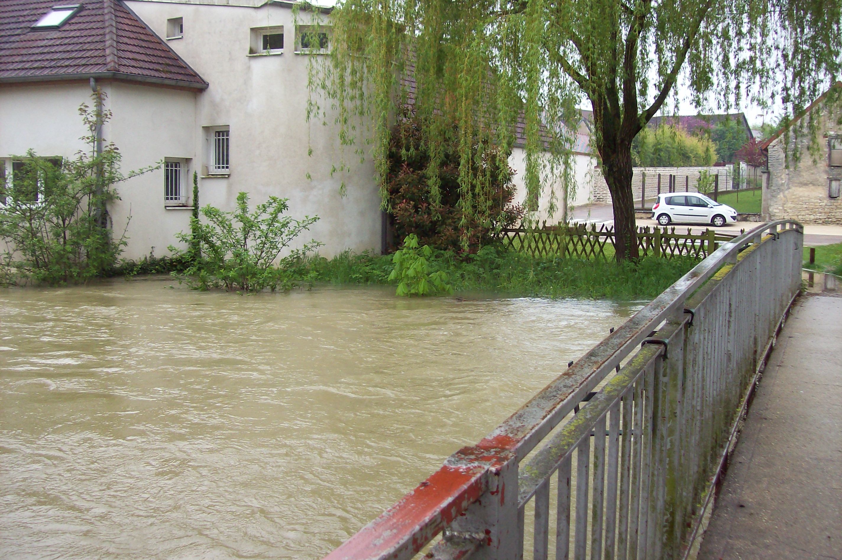 Crue de la Norges, en mai 2013, à Magny sur Tille en Côte d'Or