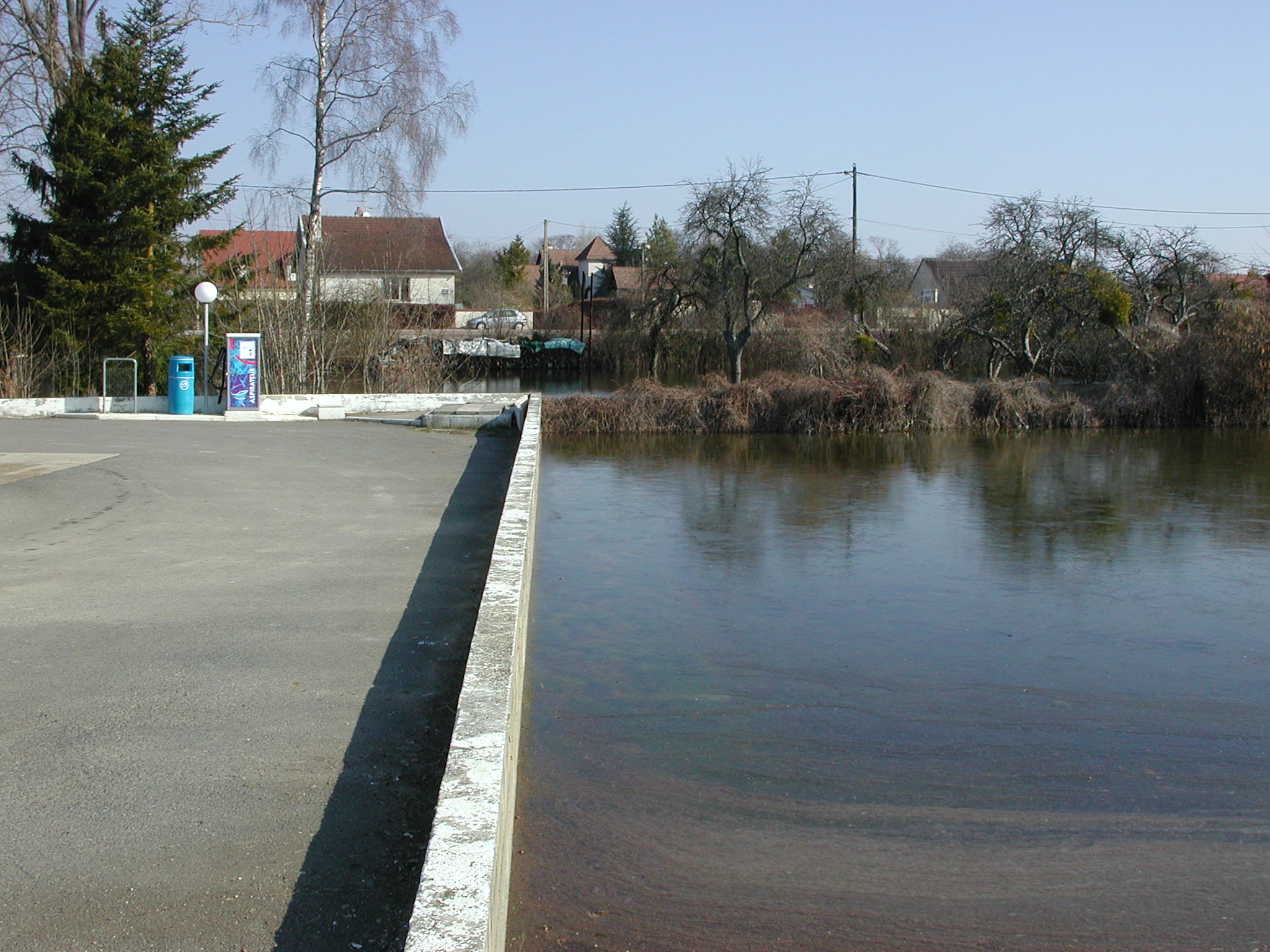 Crue de la Tille, en mars 2006, à Arc sur Tille en Côte d'Or