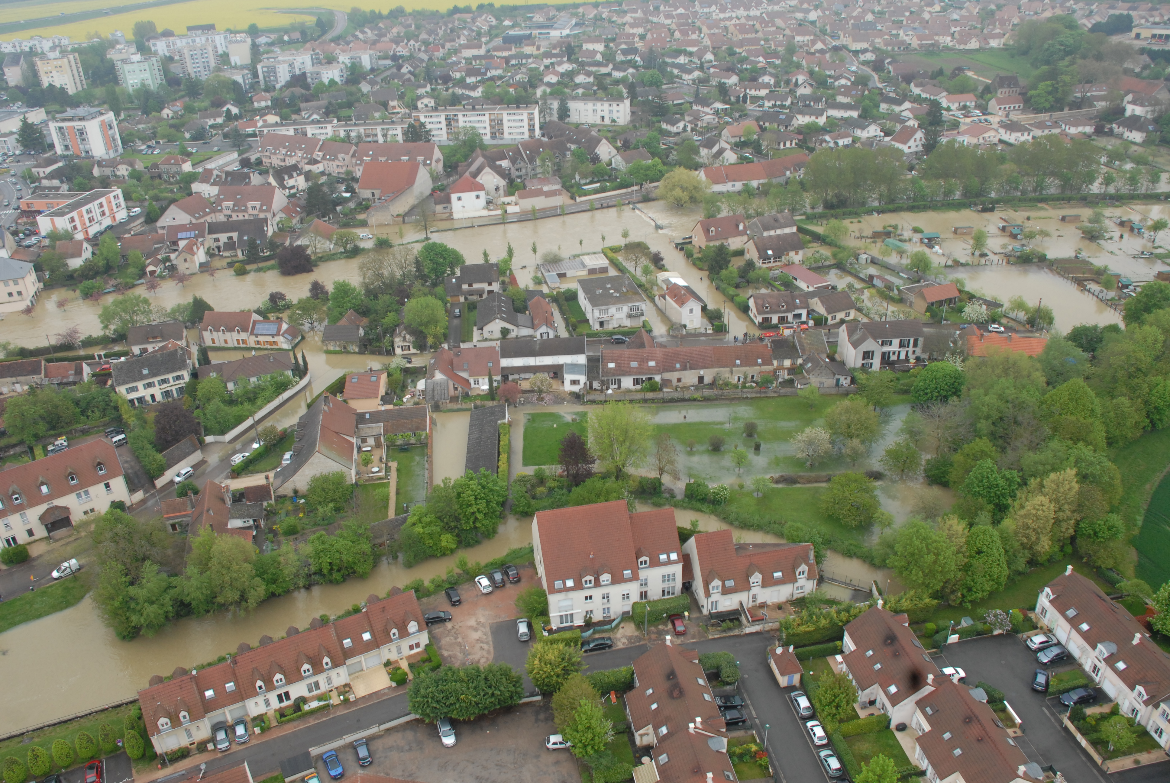 Crue de l'Ouche, en mai 2013, à Longvic en Côte d'Or