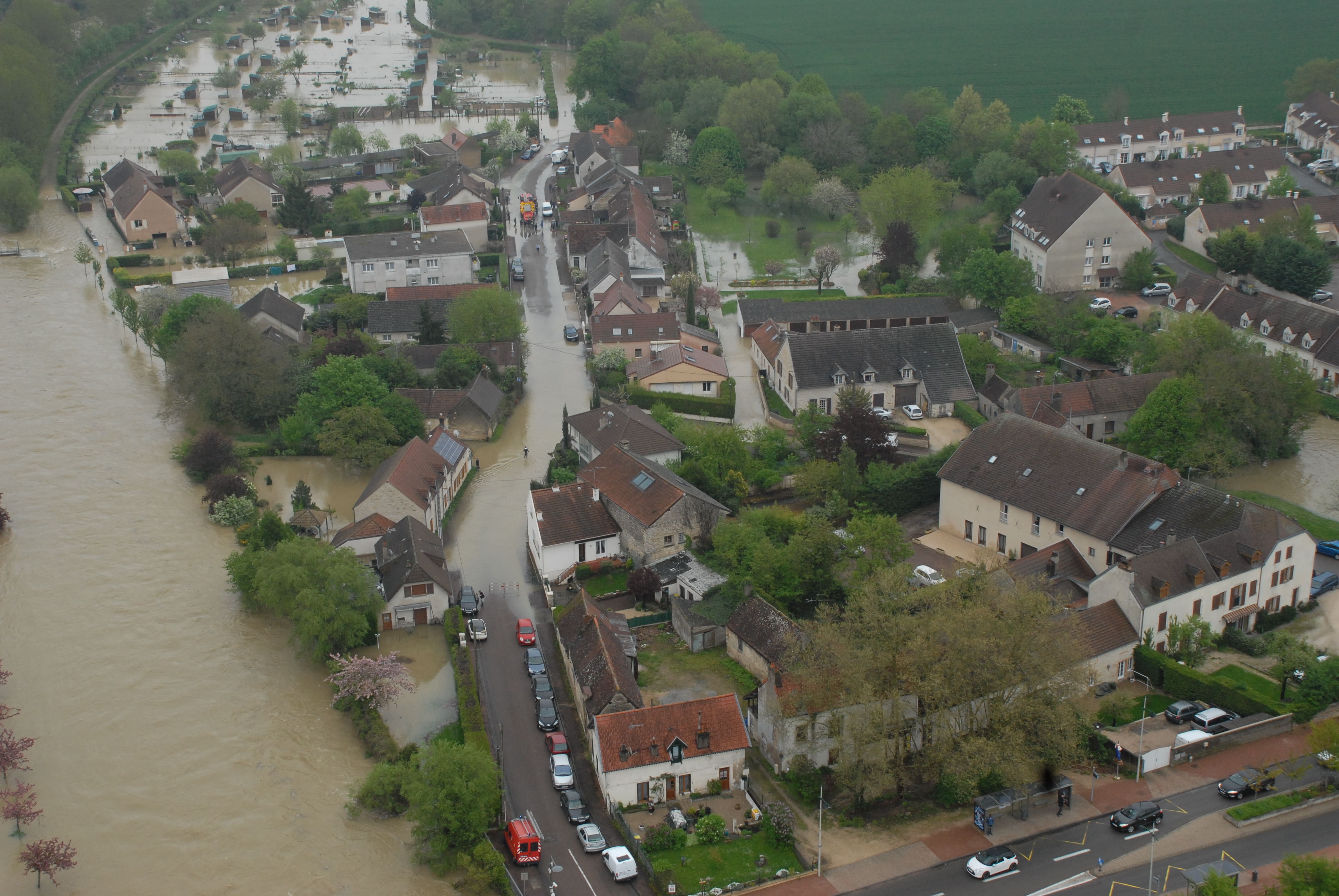 Crue de l'Ouche, en mai 2013, à Longvic en Côte d'Or