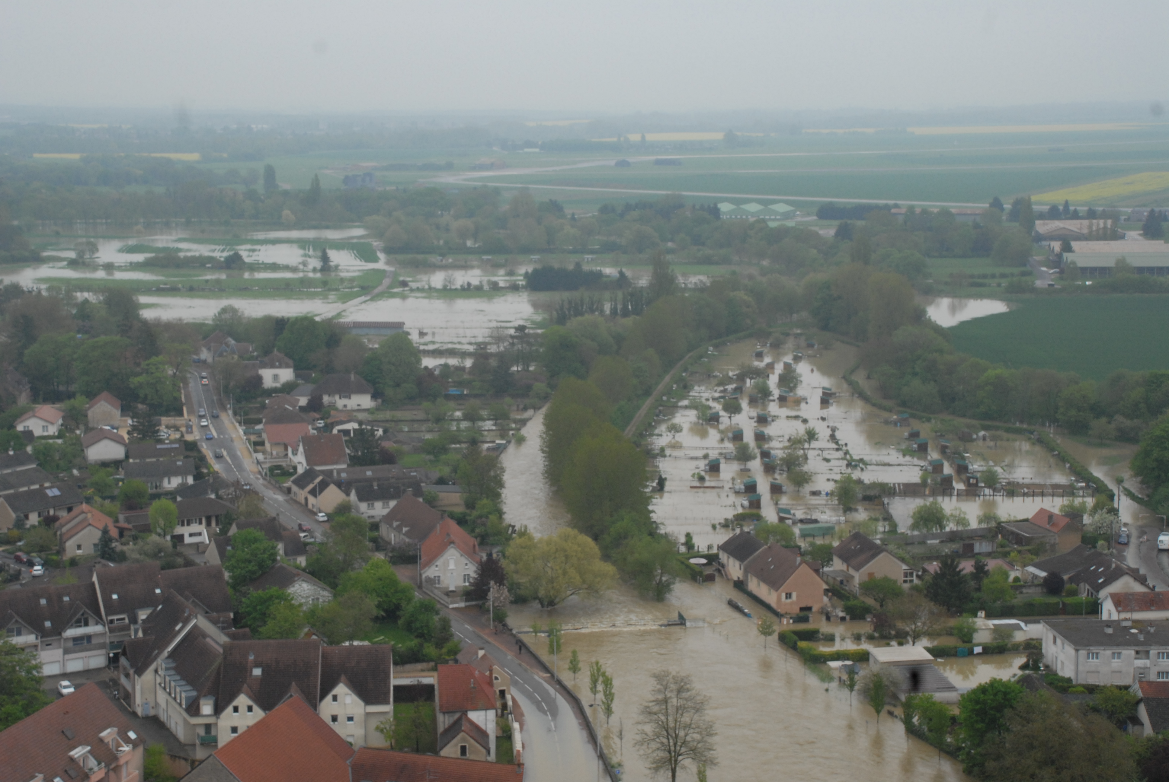 Crue de l'Ouche, en mai 2013, à Longvic en Côte d'Or