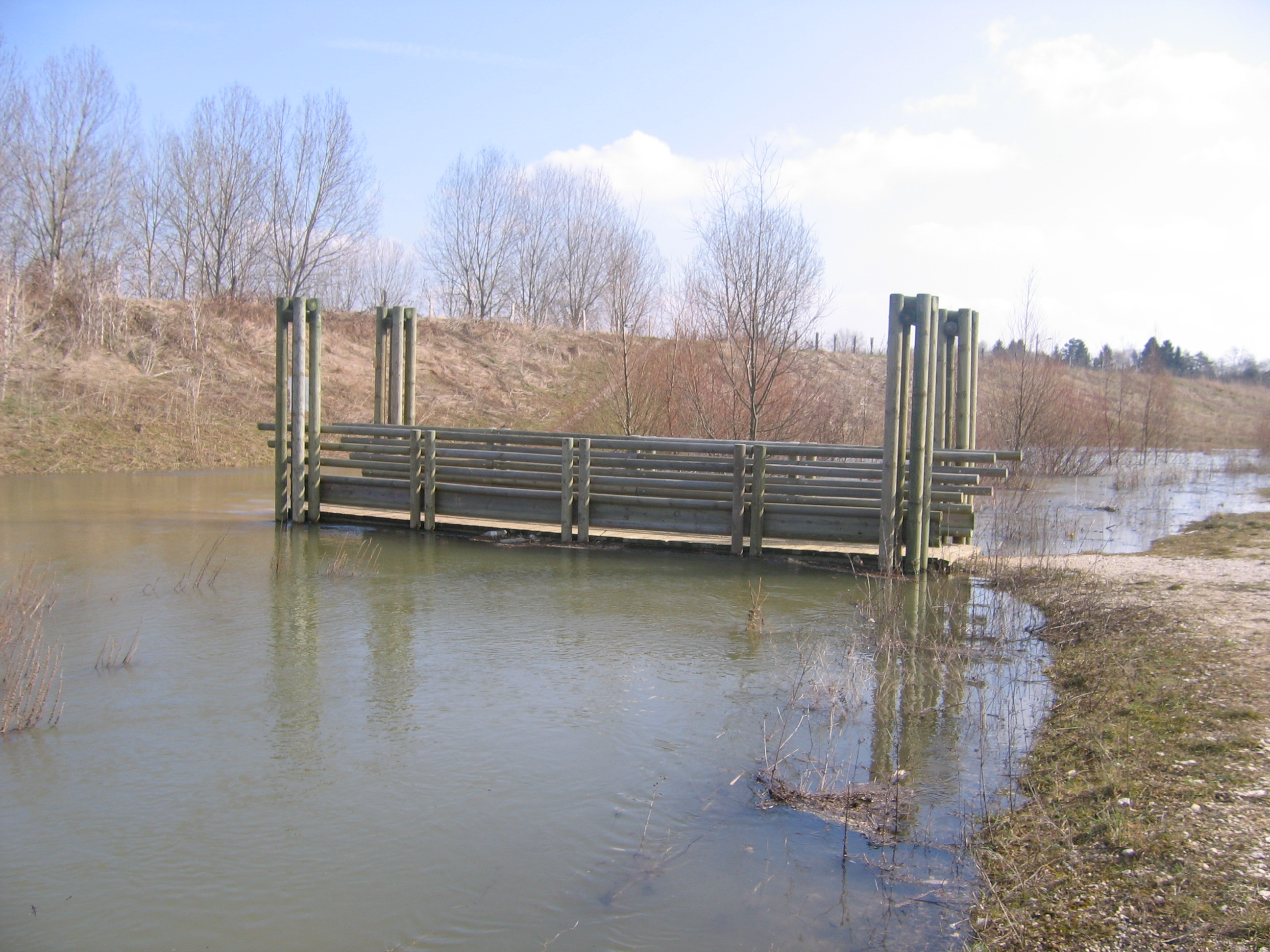 Crue de la Tille, en mars 2006, de la rivière neuve à Arc sur Tille en Côte d'Or