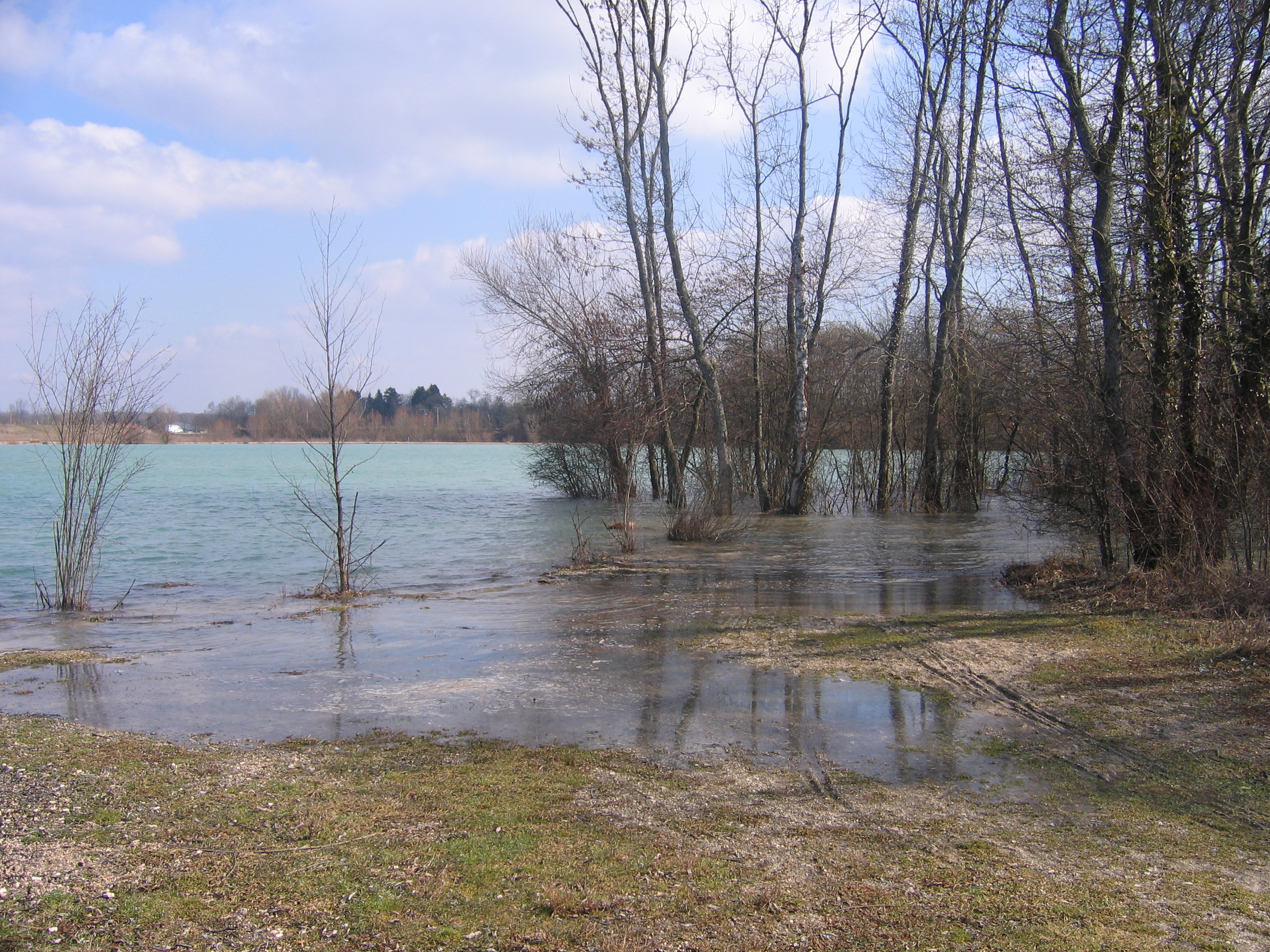 Crue de la rivière neuve, en mars 2006, à Arc sur Tille en Côte d'Or